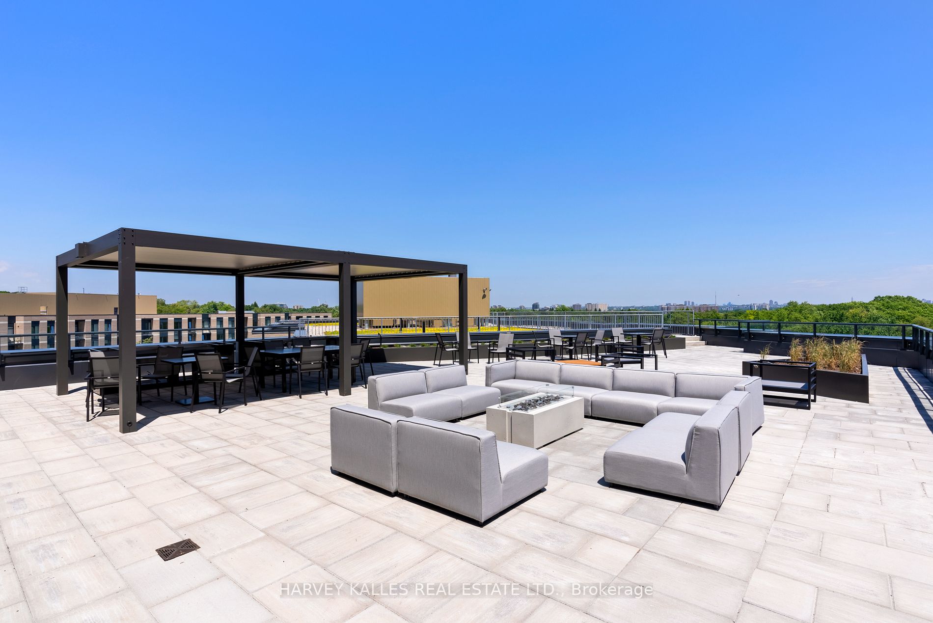 293 The Kingsway, #305