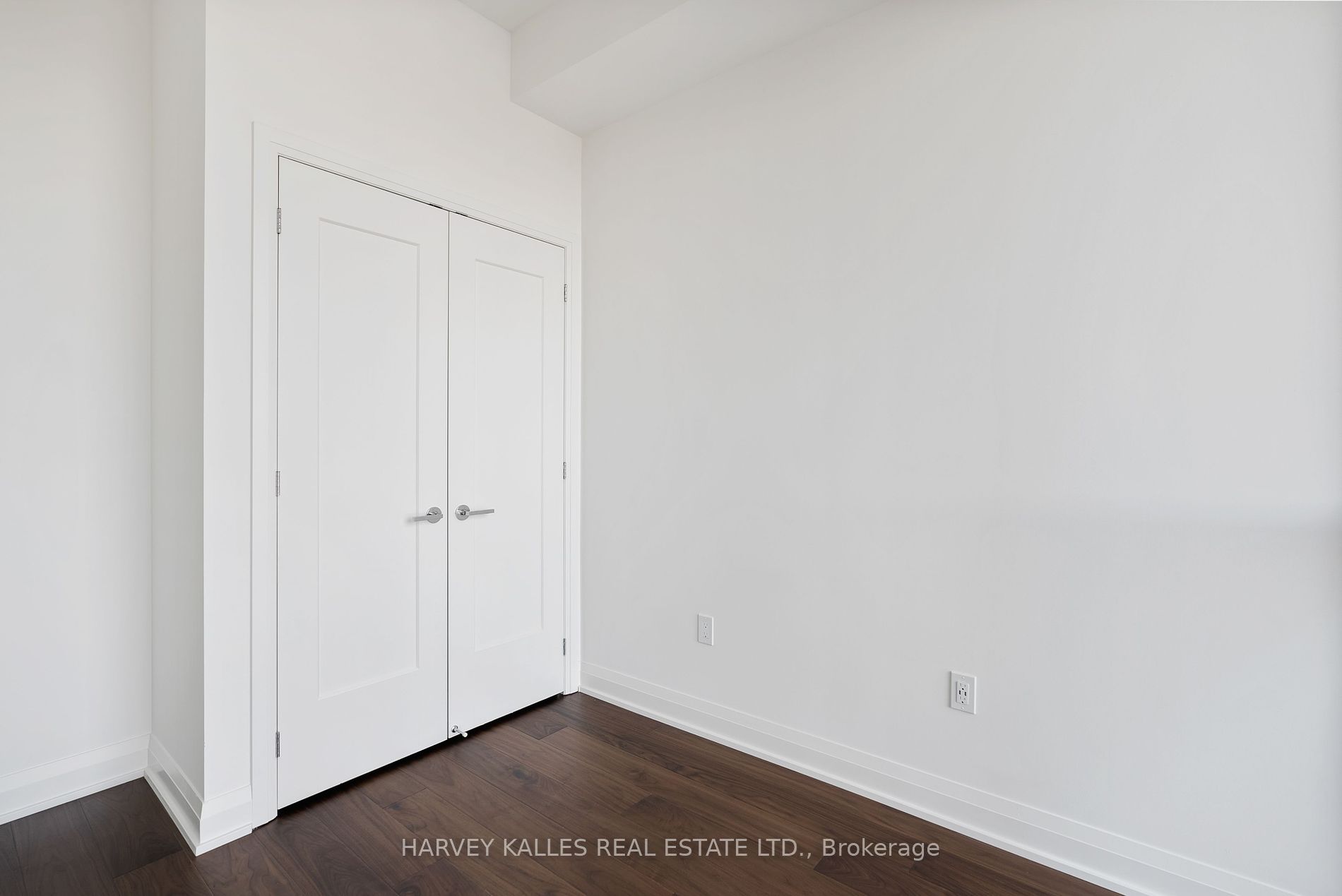 293 The Kingsway, #707
