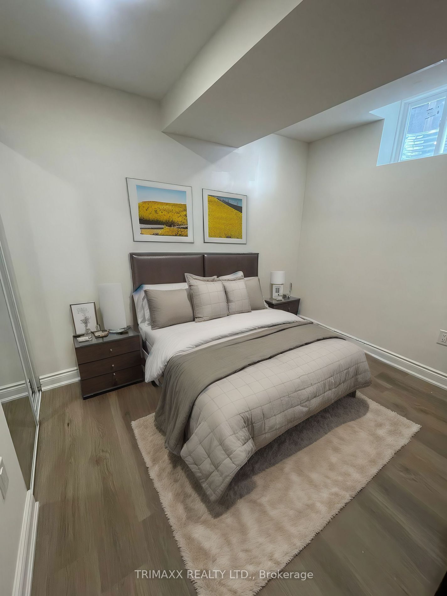 1067 Easterbrook Crescent