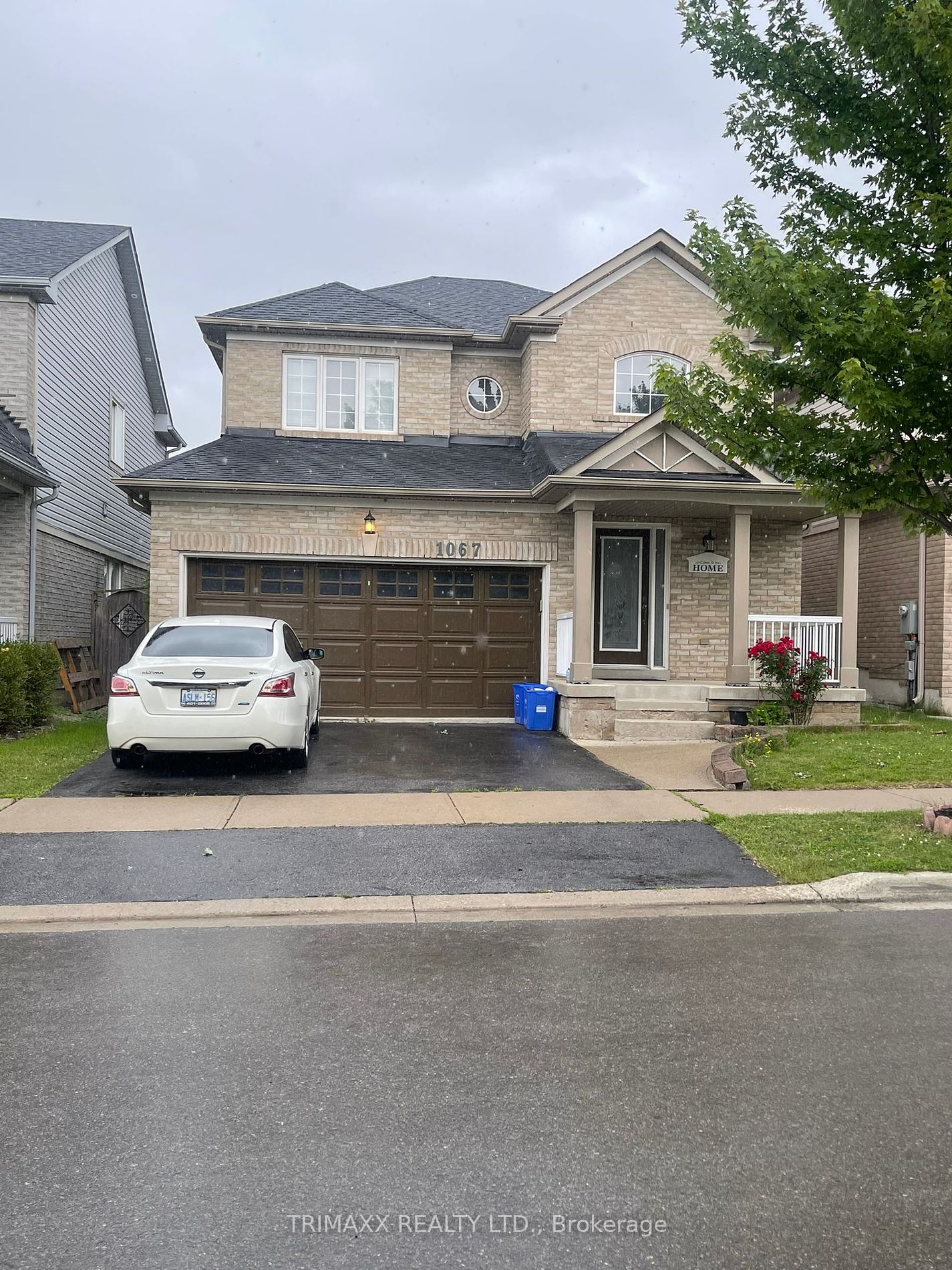 1067 Easterbrook Crescent