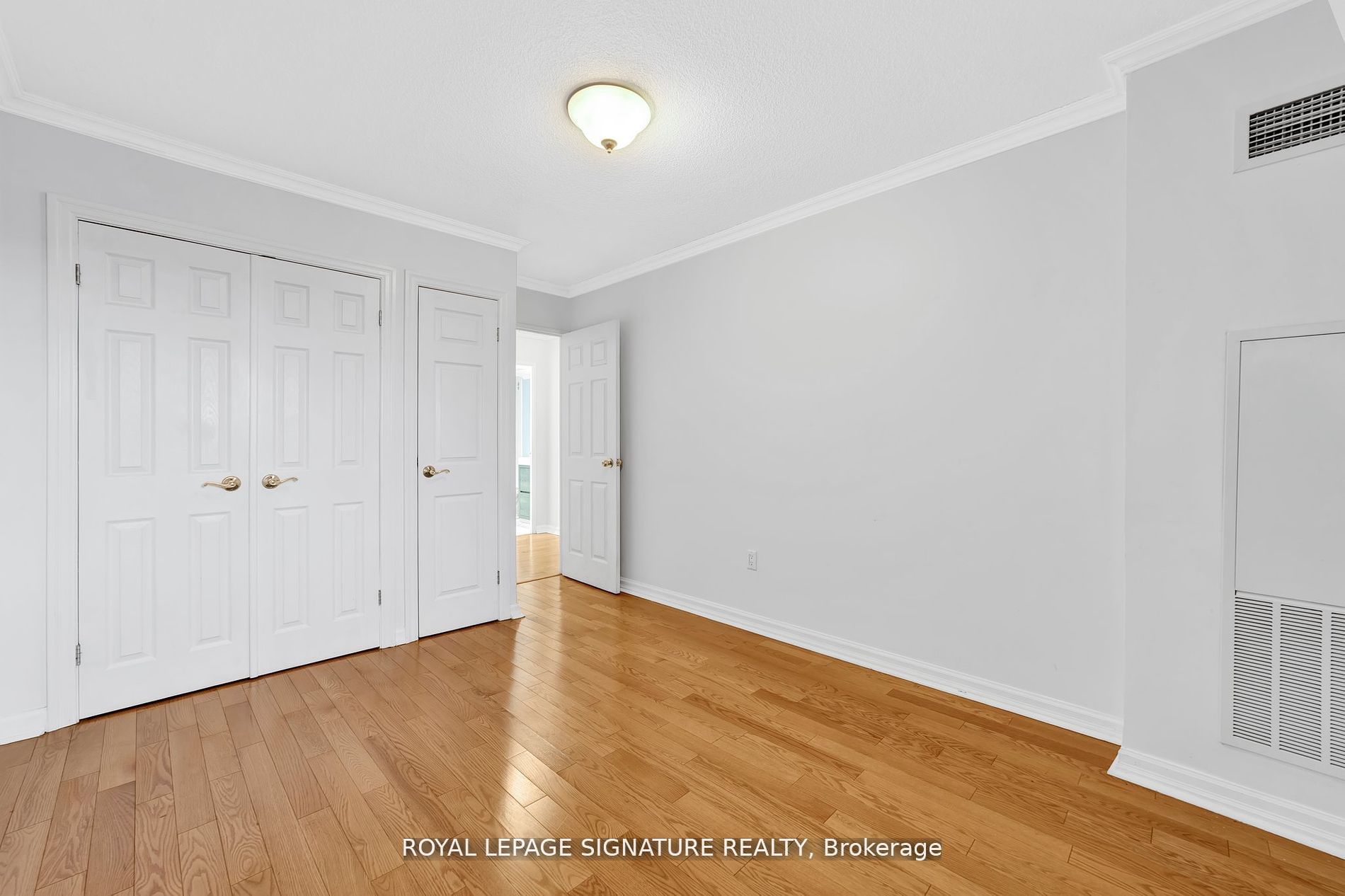 812 Burnhamthorpe Rd, #Ph04