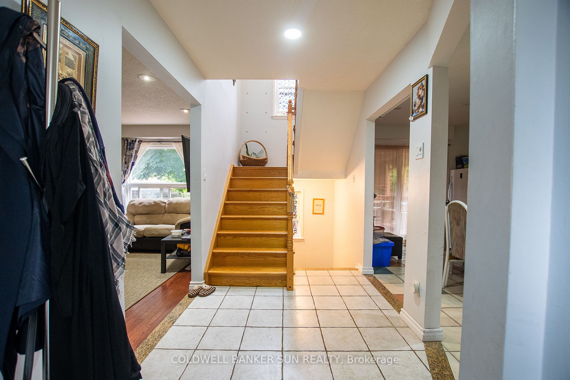 116 Floribunda Cres