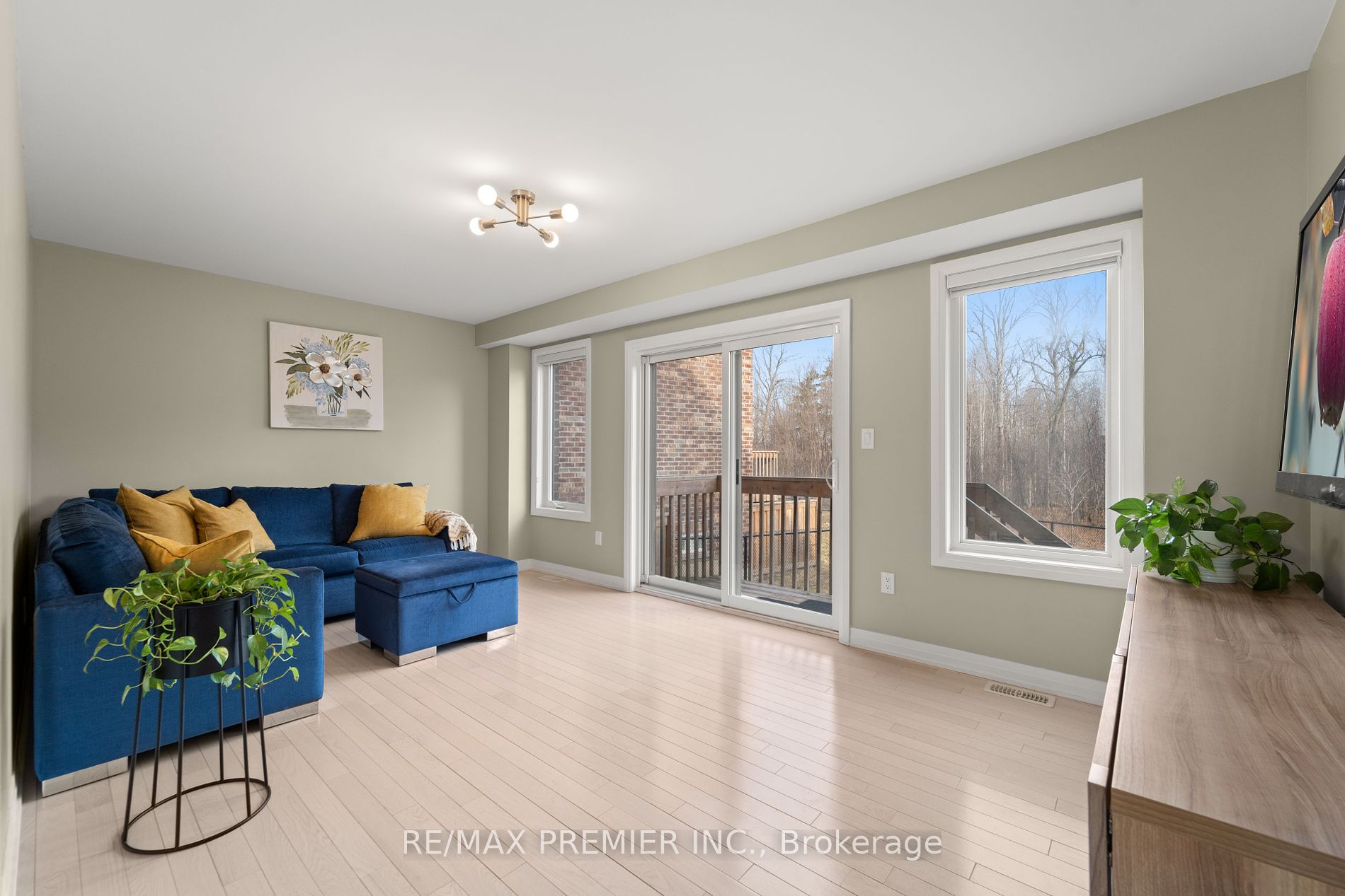 29 Oliana Way