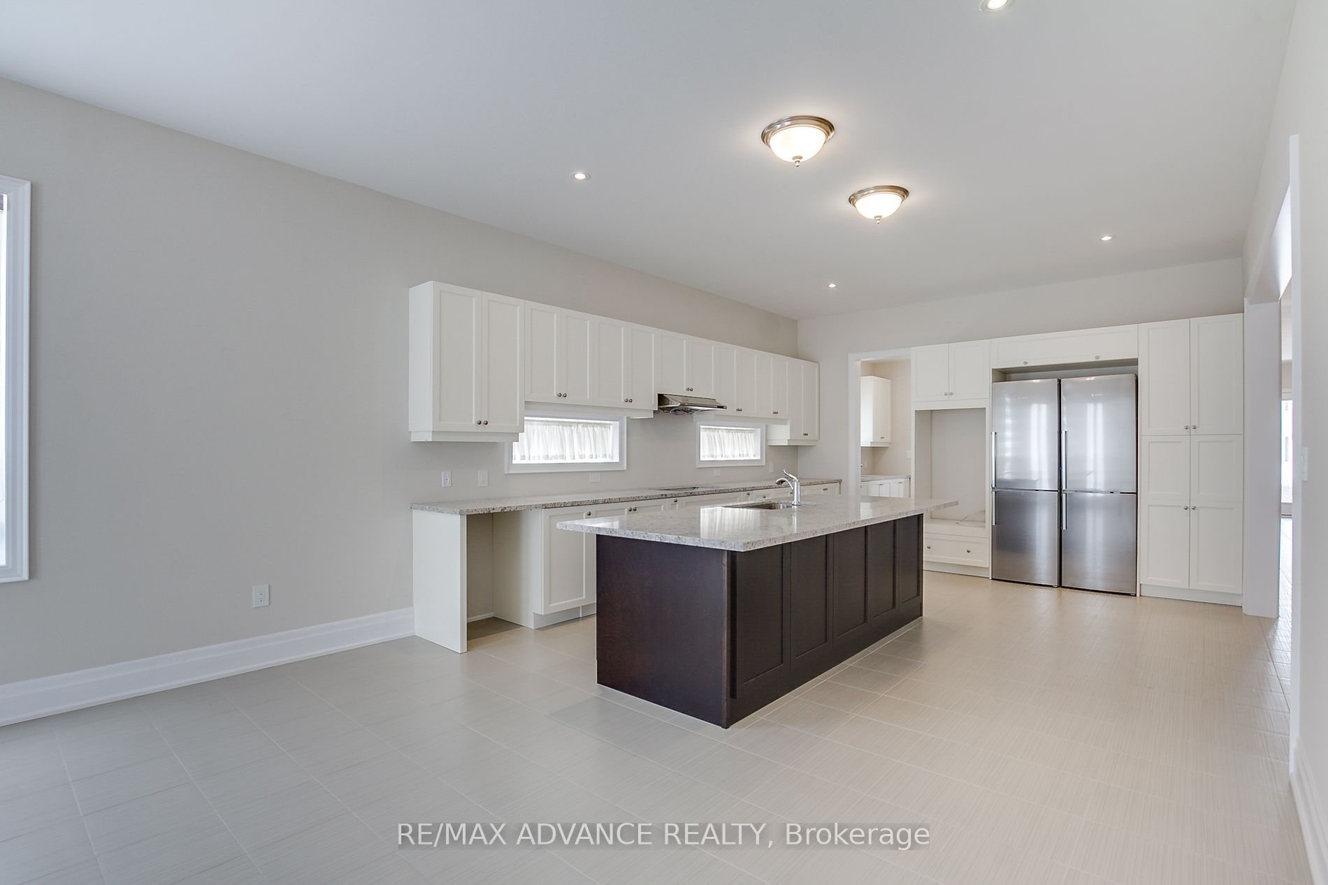 15 Settlers Field Road