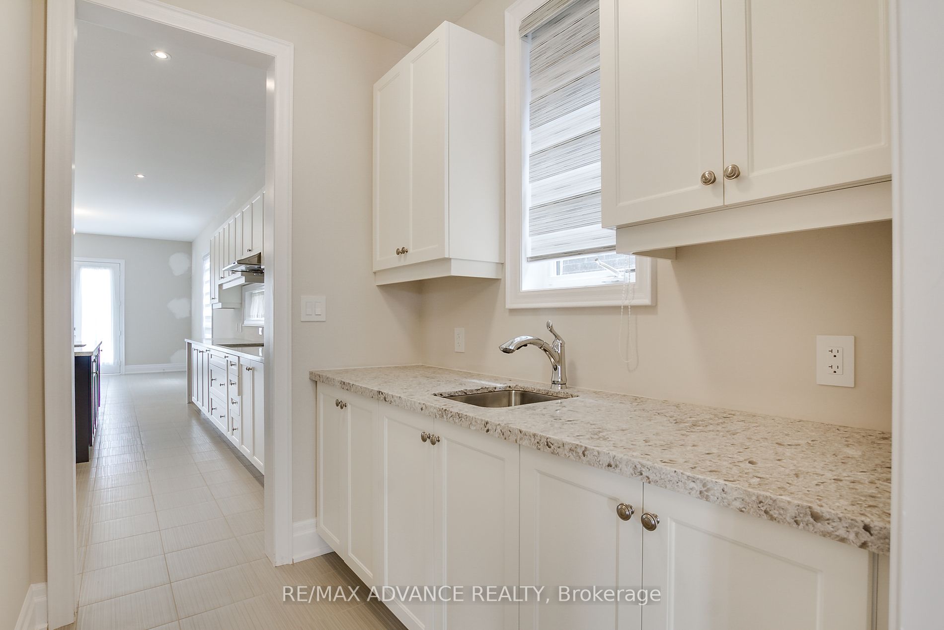 15 Settlers Field Road