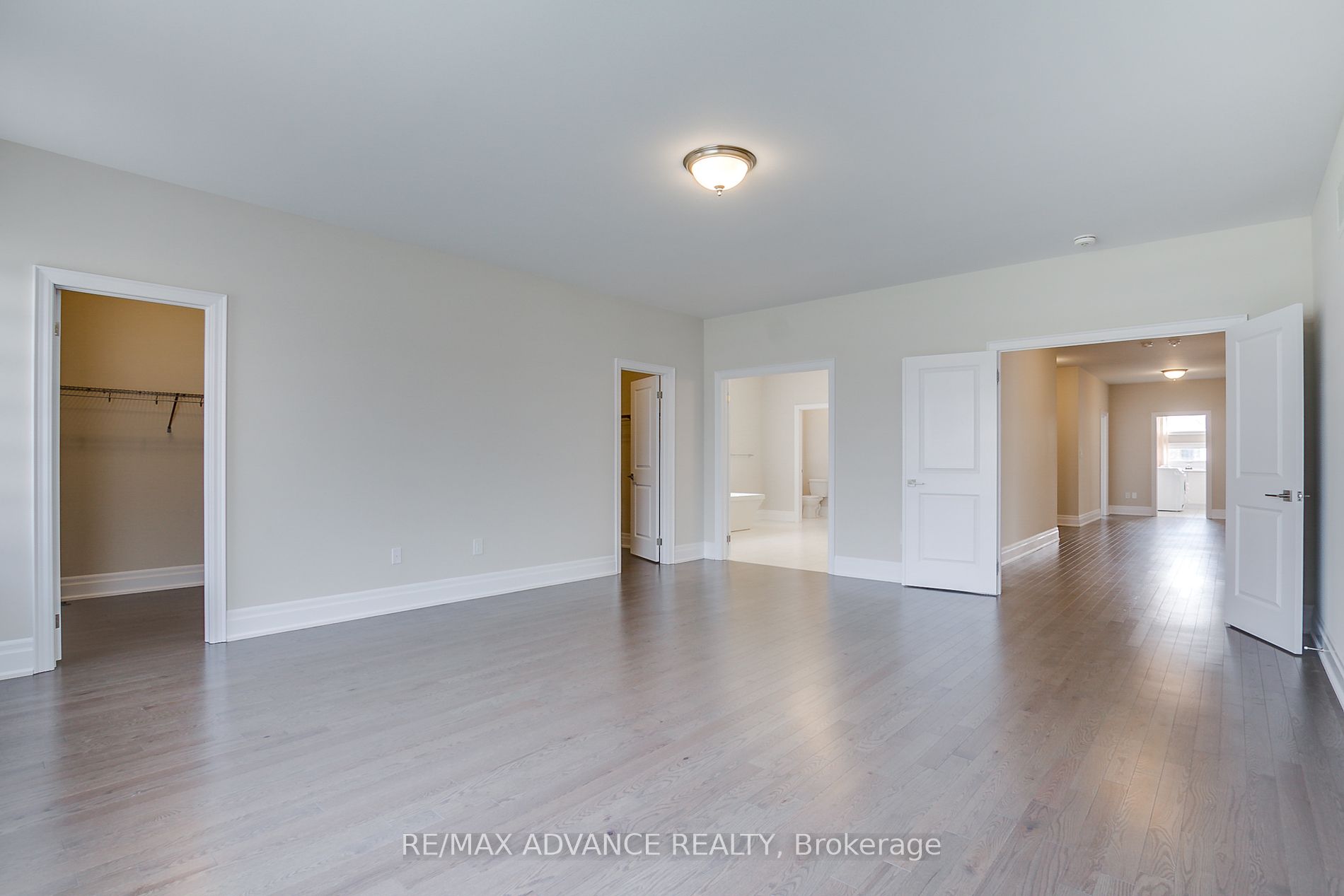 15 Settlers Field Road