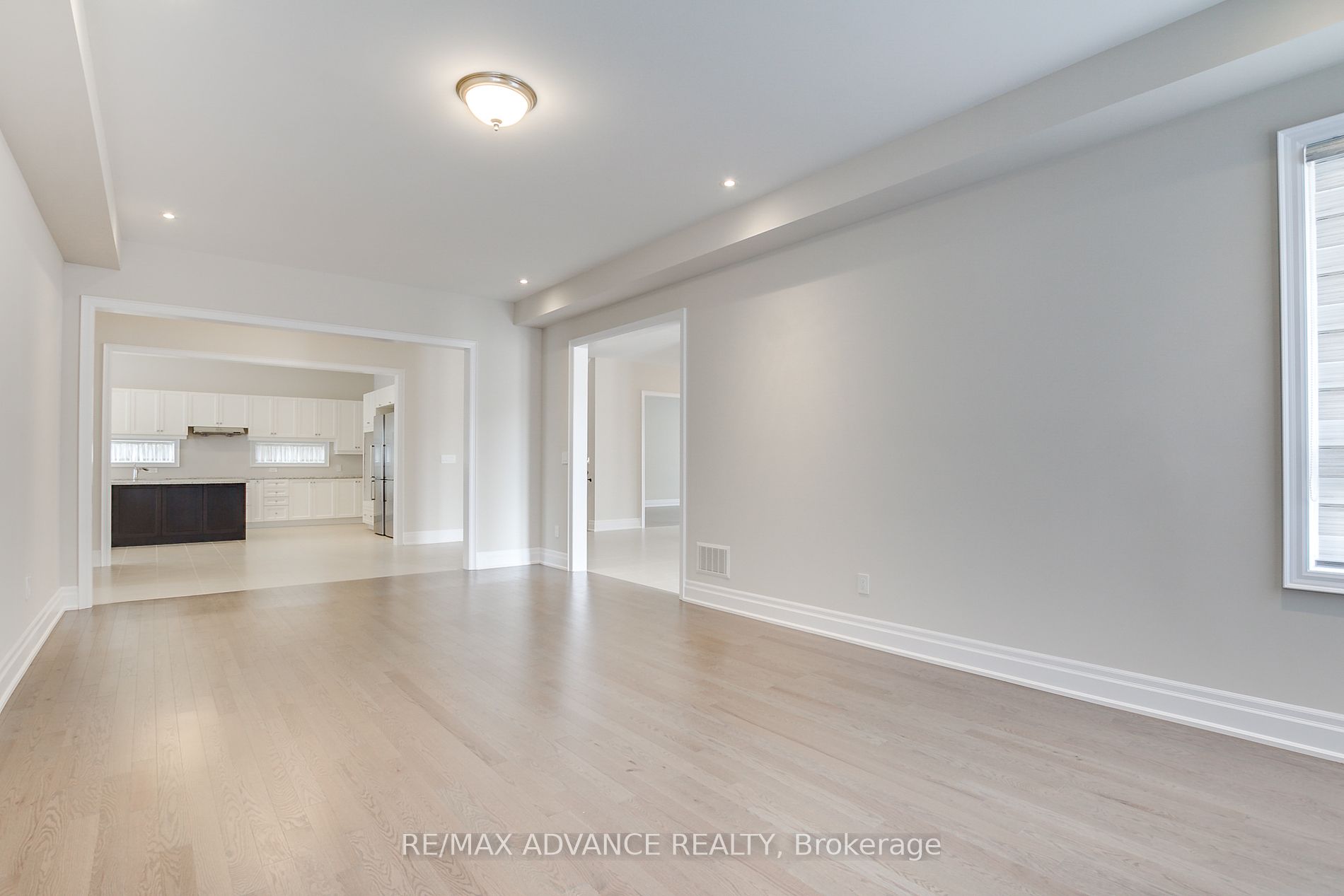 15 Settlers Field Road
