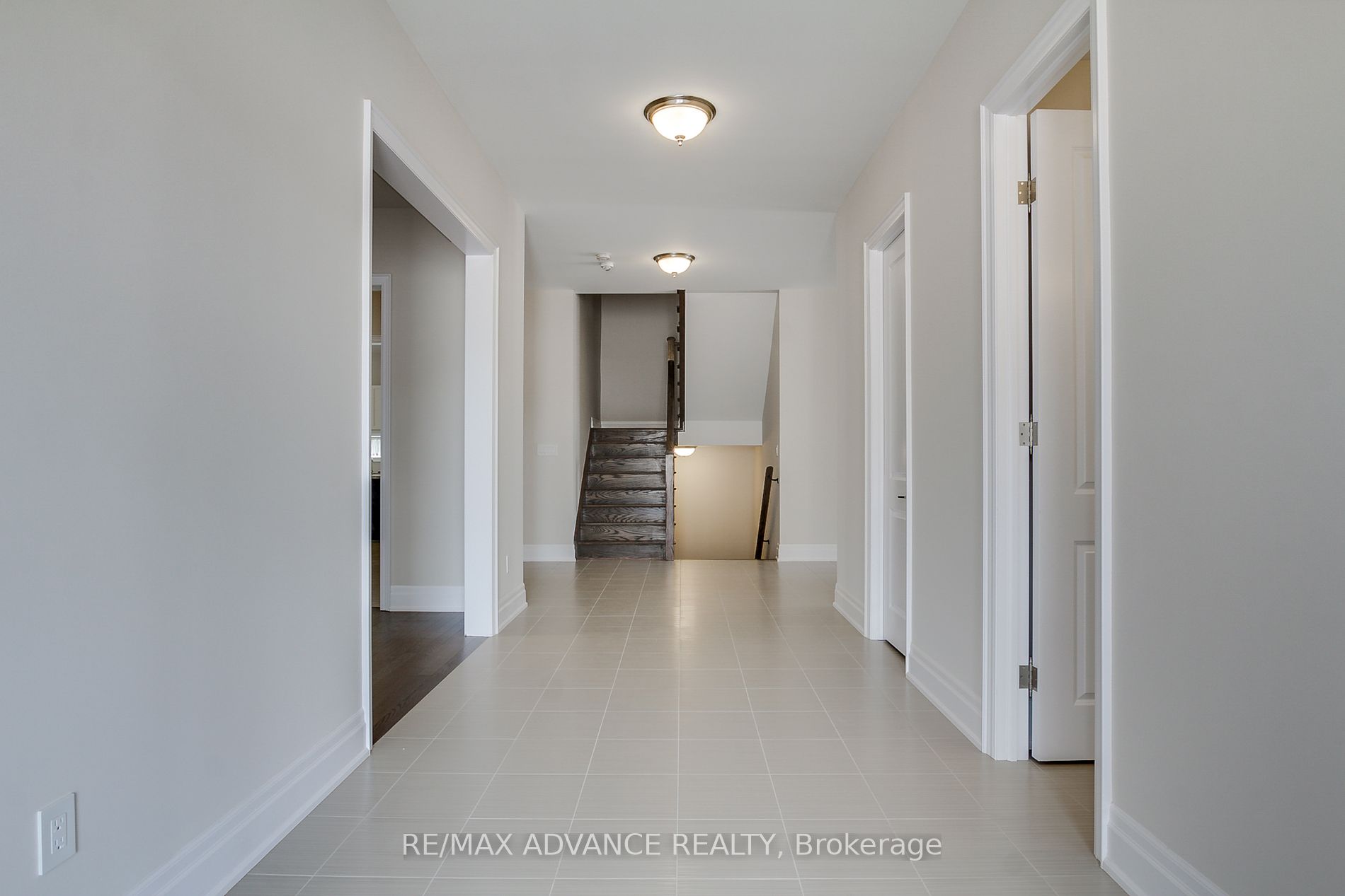 15 Settlers Field Road