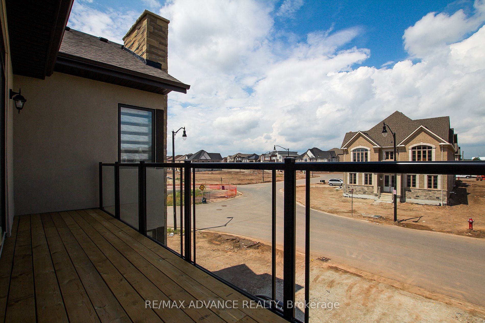 15 Settlers Field Road