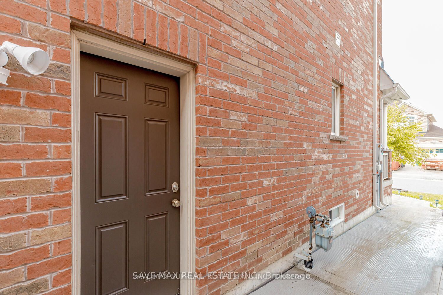 13 Ugrasen Street