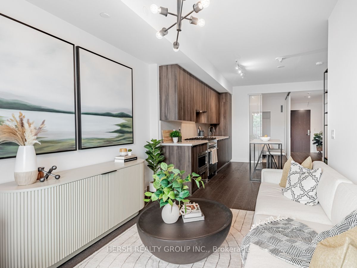 160 Kingsway Cres, #310
