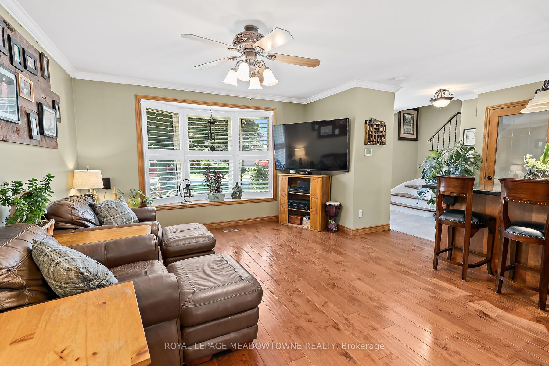 6 Baylor Cres