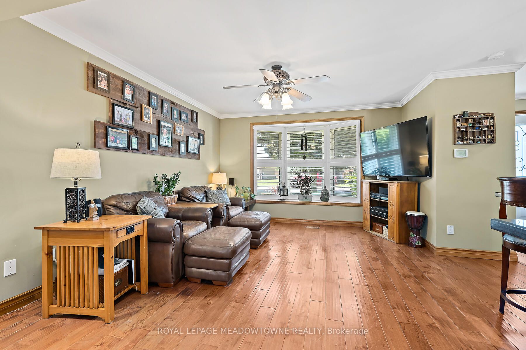 6 Baylor Cres