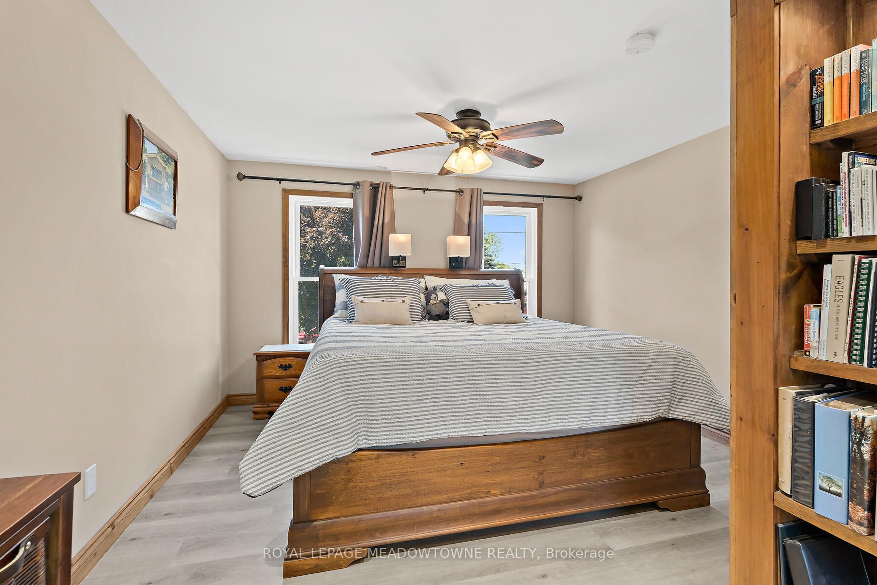 6 Baylor Cres