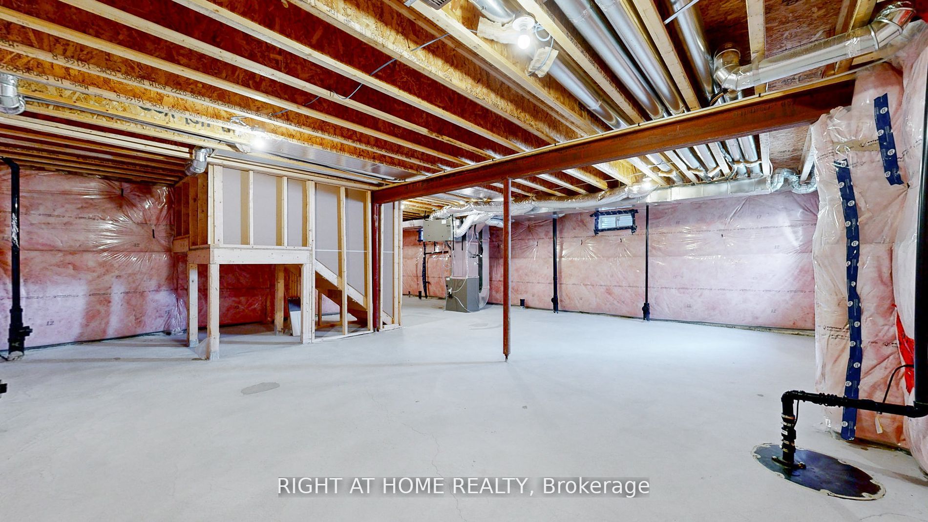 1462 KITCHEN Court