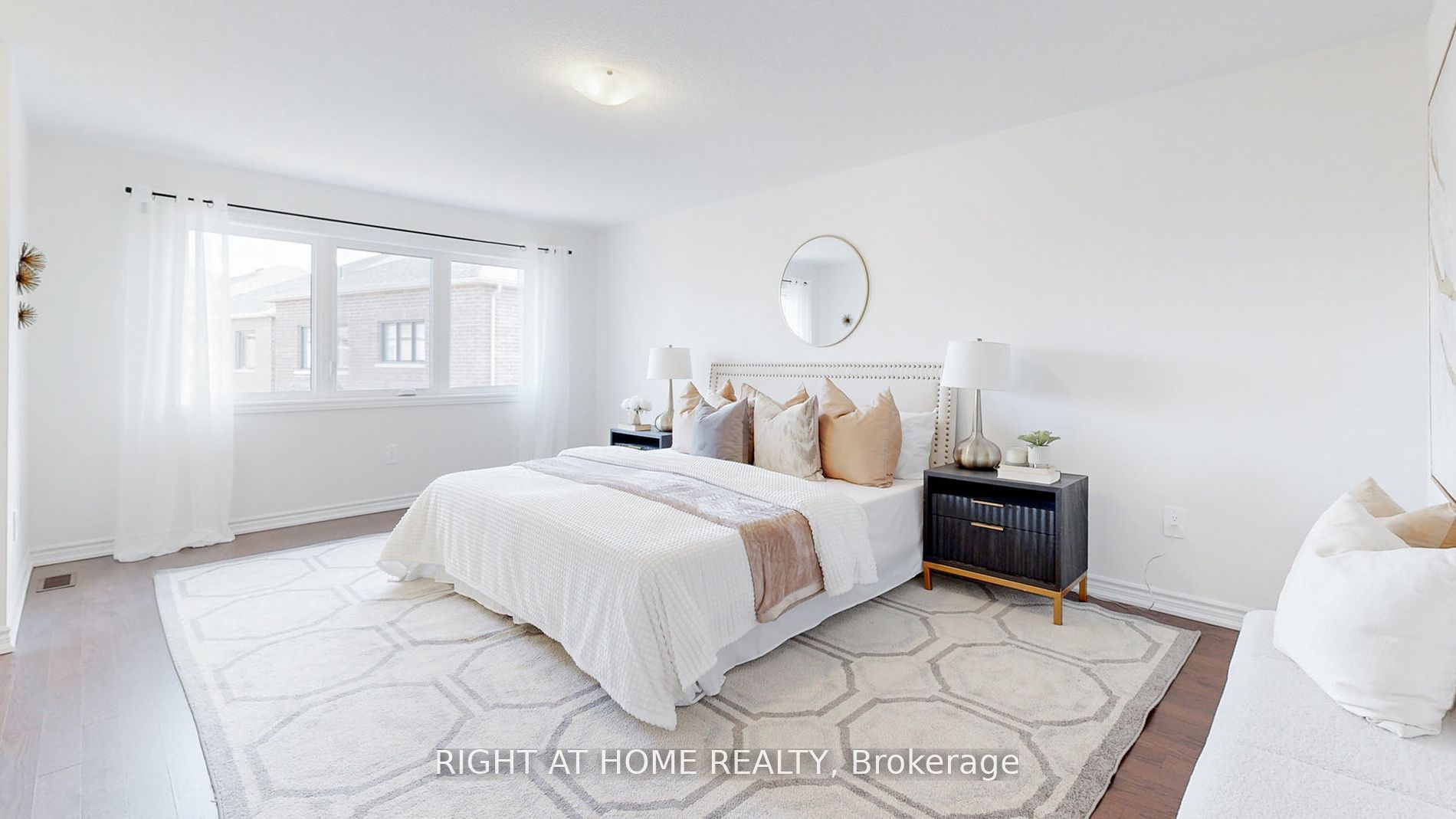 1462 KITCHEN Court