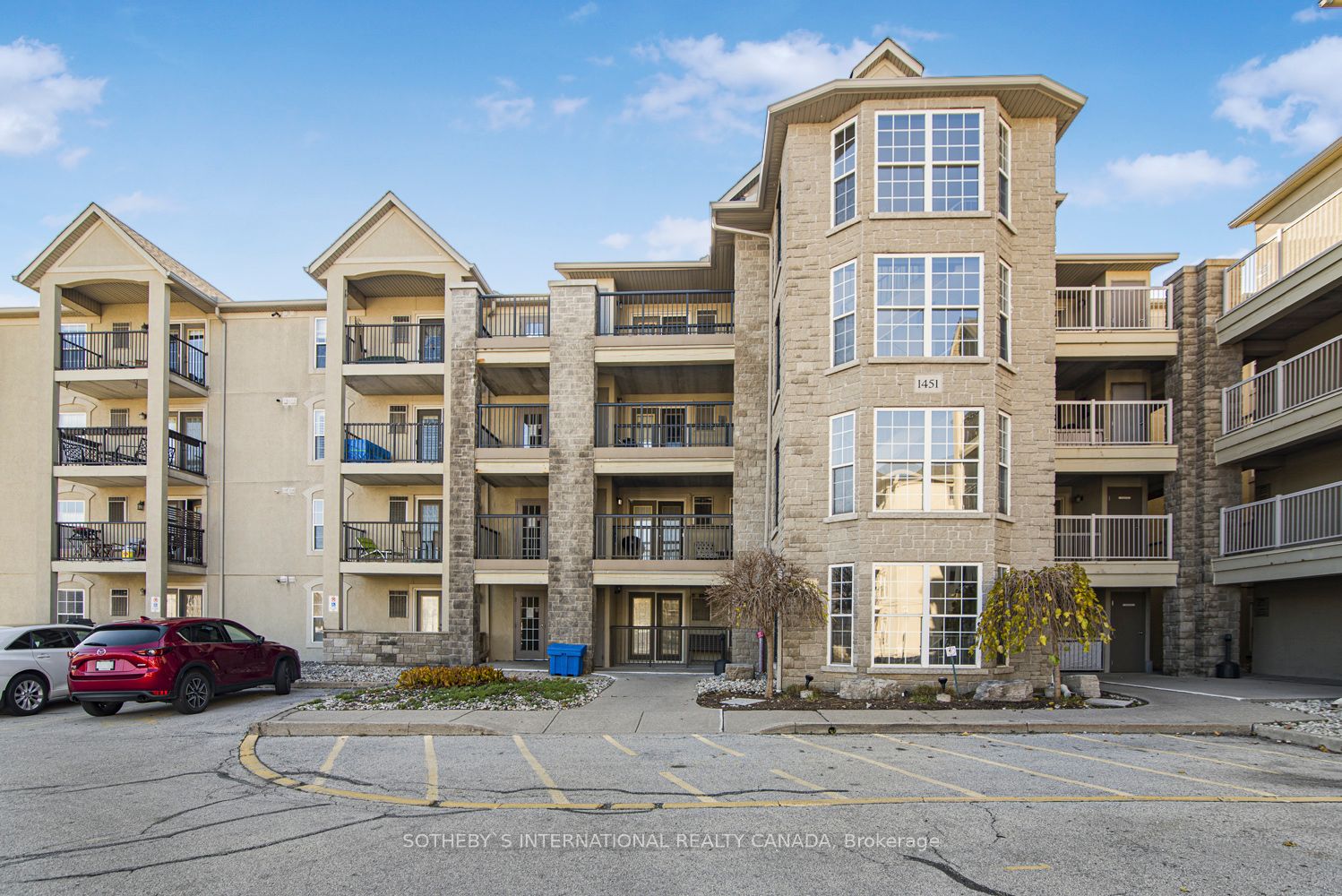 1451 Walker's Line, #103