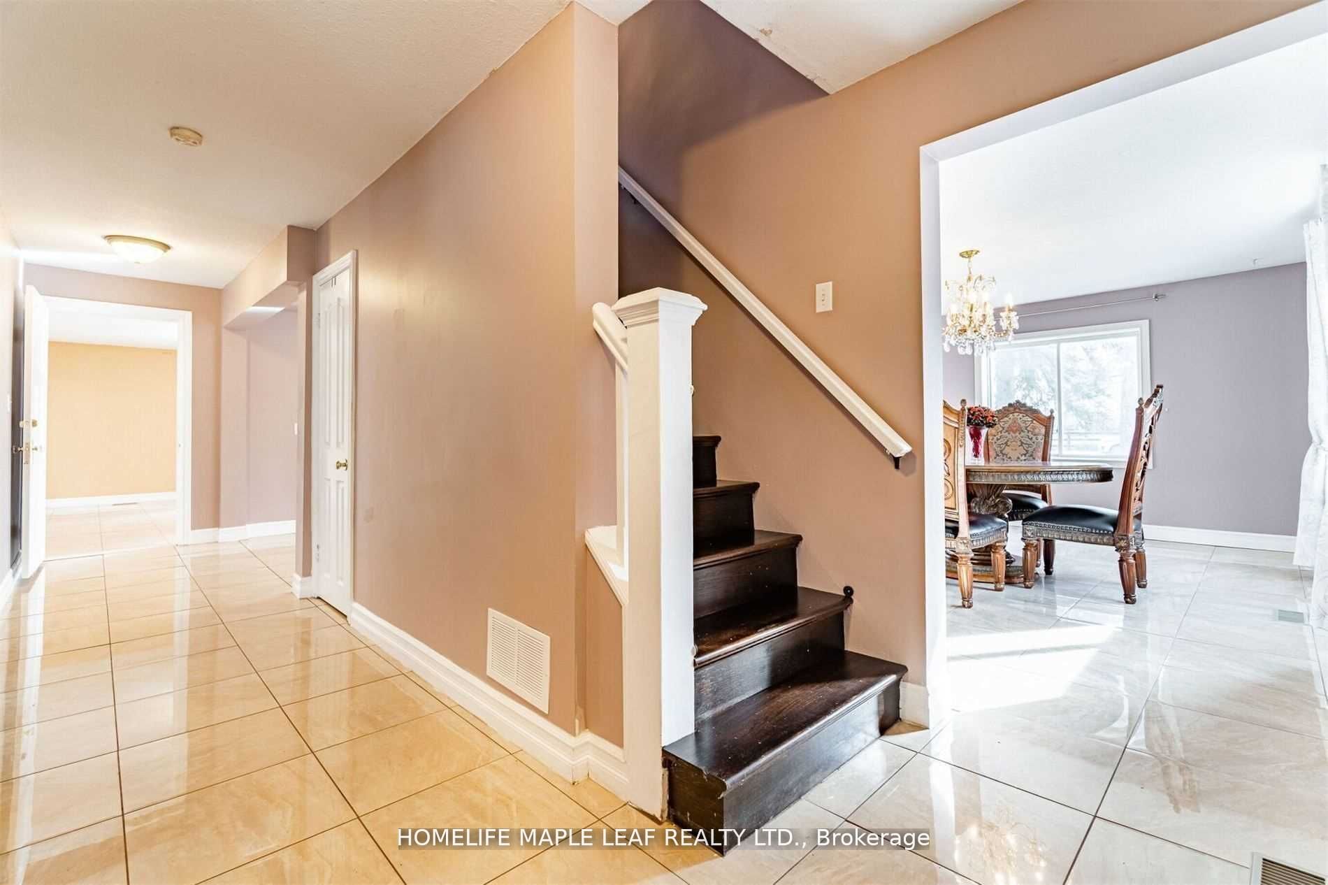 8681 Canyon Road