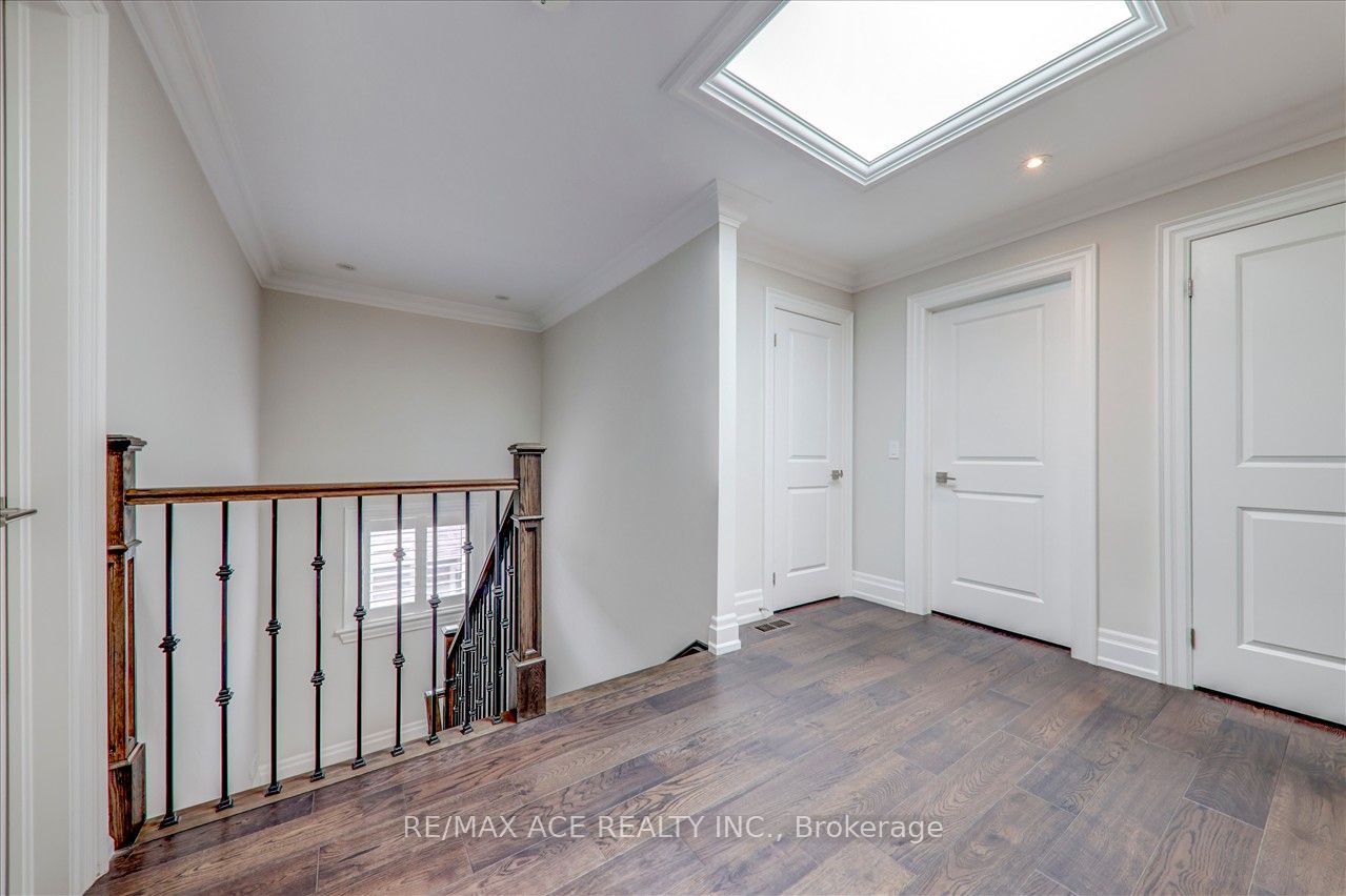 1 Battersea Crescent