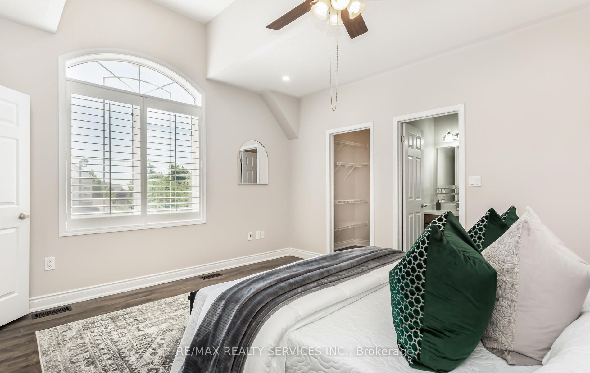 409 Coombs Crt