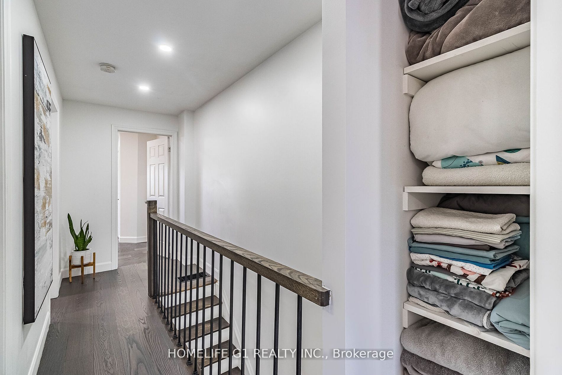 28 Guestville Ave