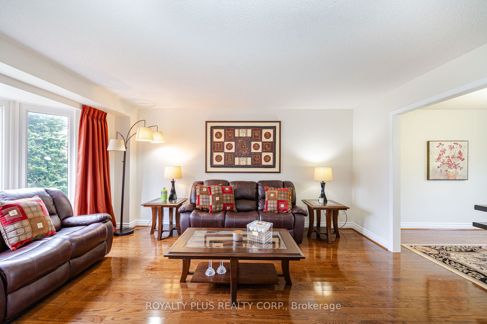 352 Hersey Cres