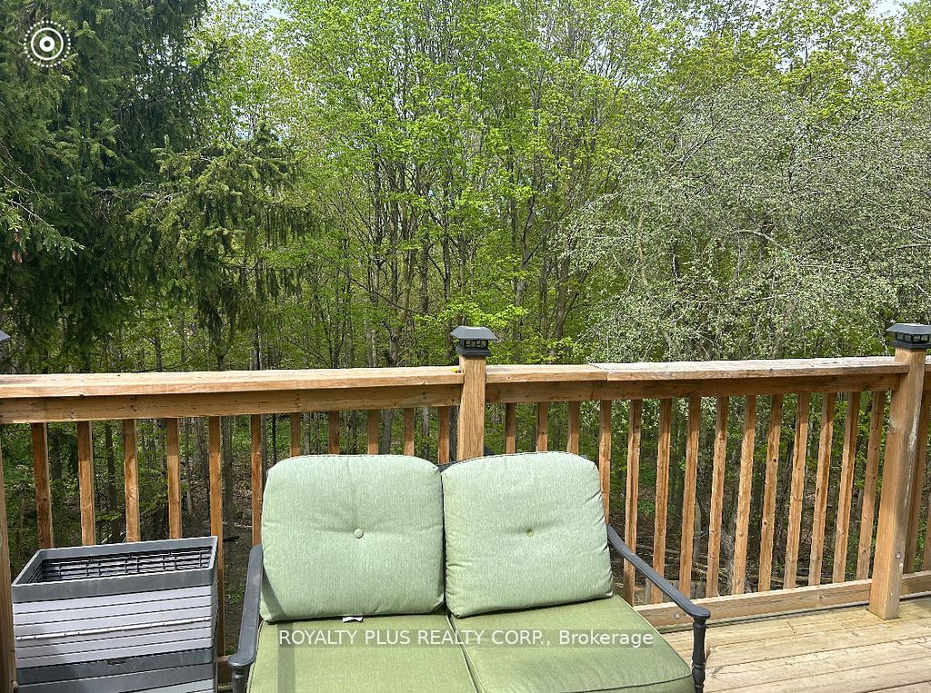 352 Hersey Cres
