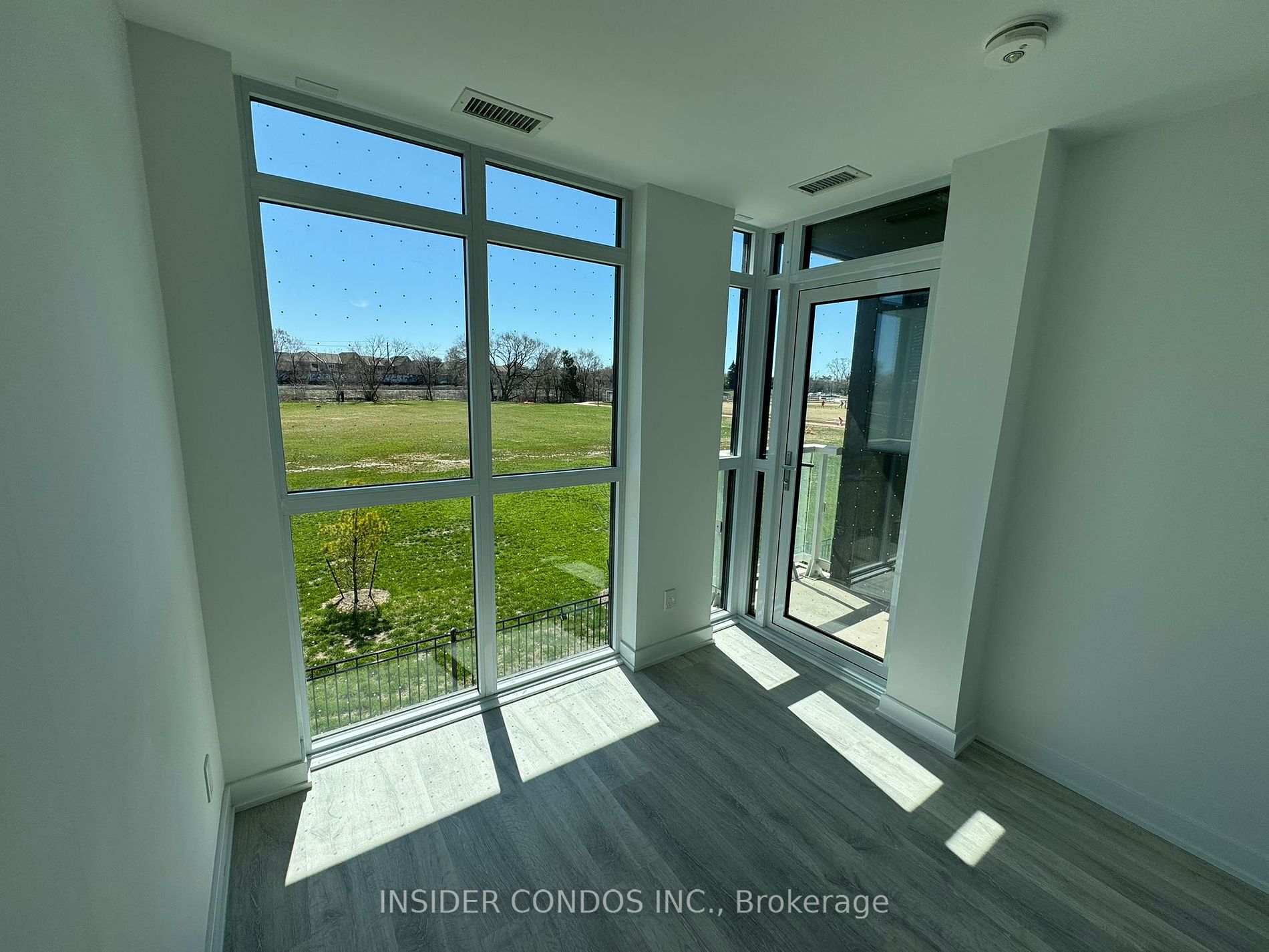 251 Manitoba Street #124