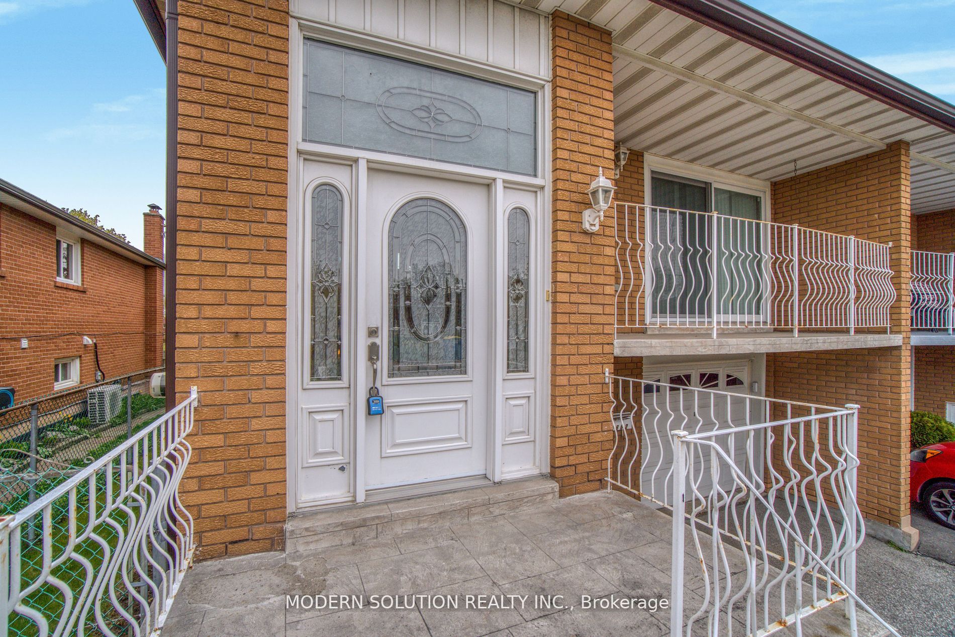 1662 Warren Drive