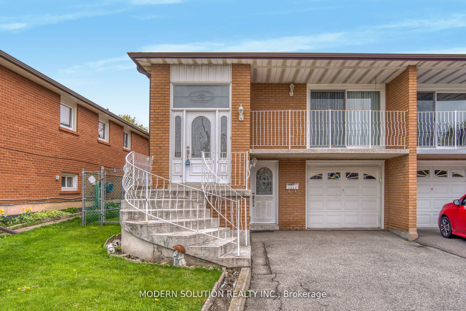 1662 Warren Drive