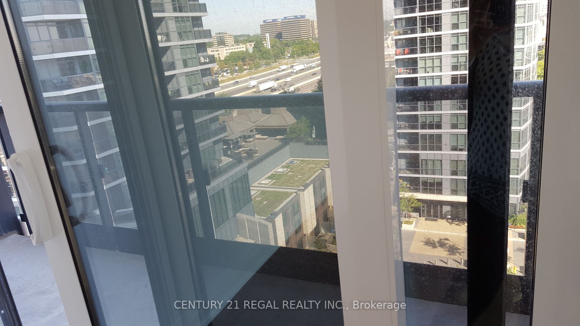 9 Valhalla Inn Road, #1410