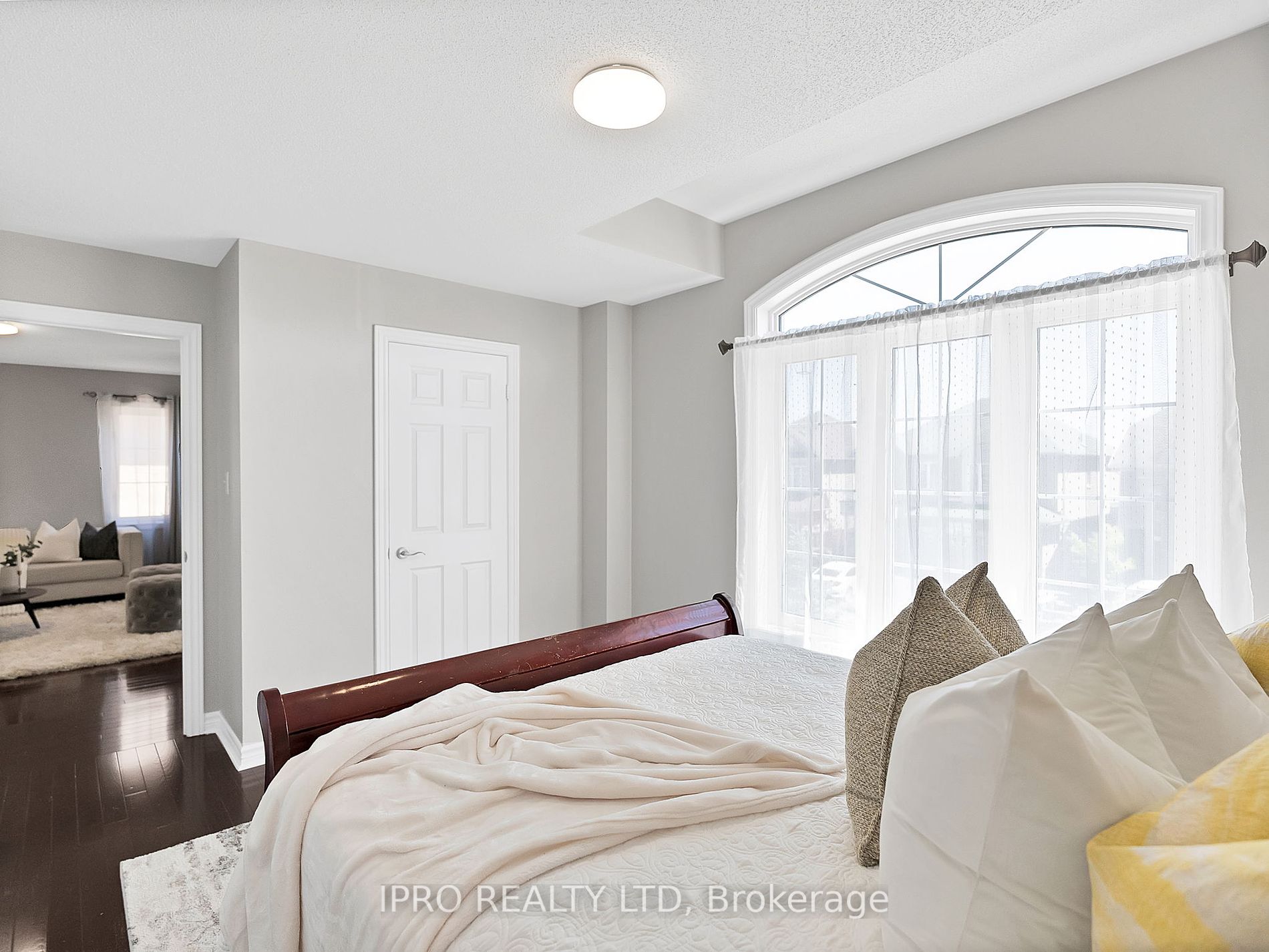 15 Oakhaven Rd