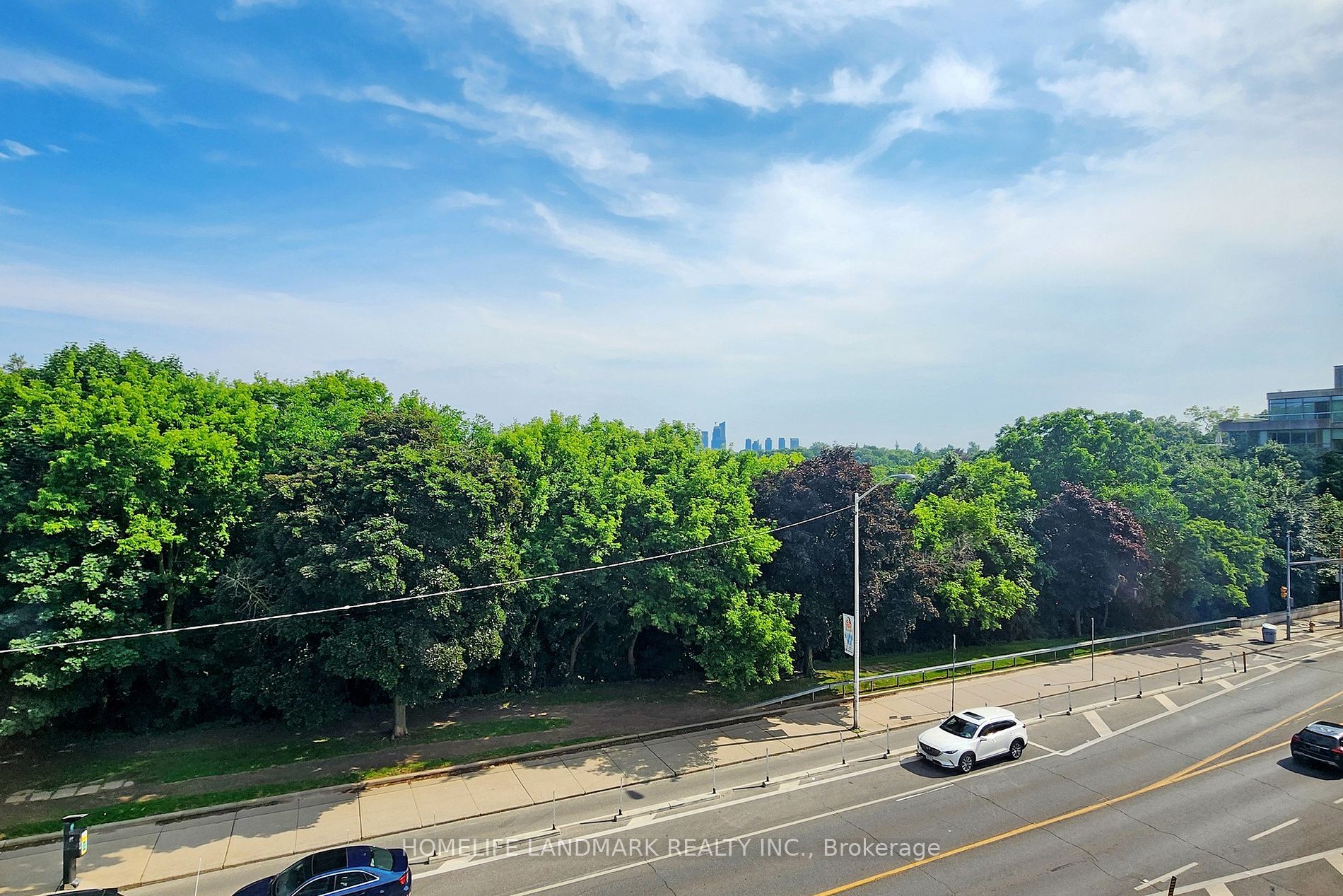 2000 Bloor Street W, #411