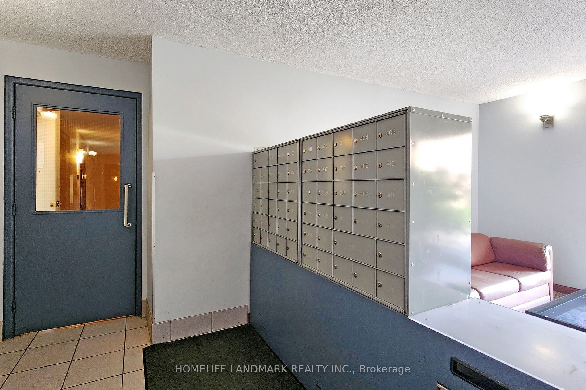 2000 Bloor Street W, #411