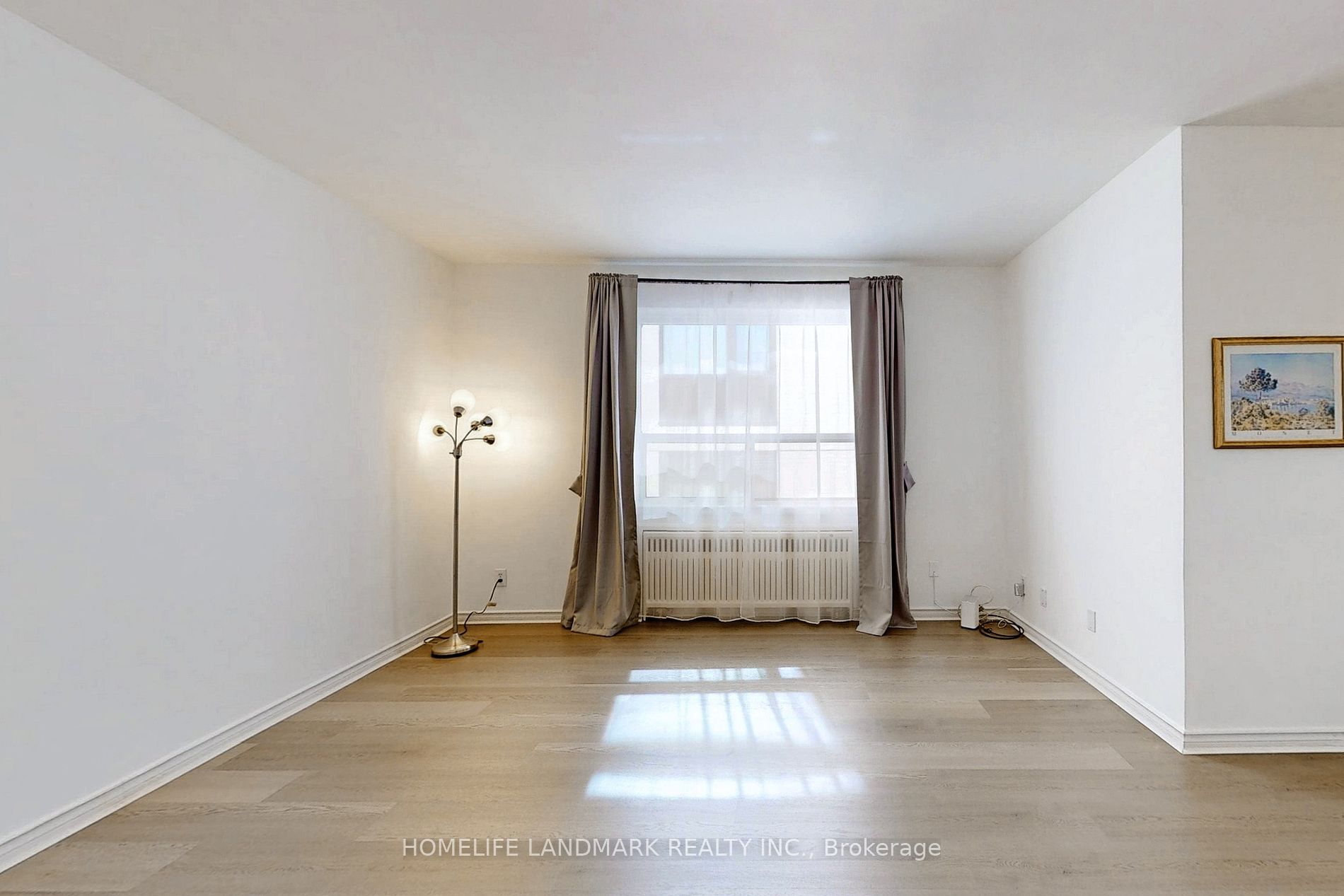 2000 Bloor Street W, #411