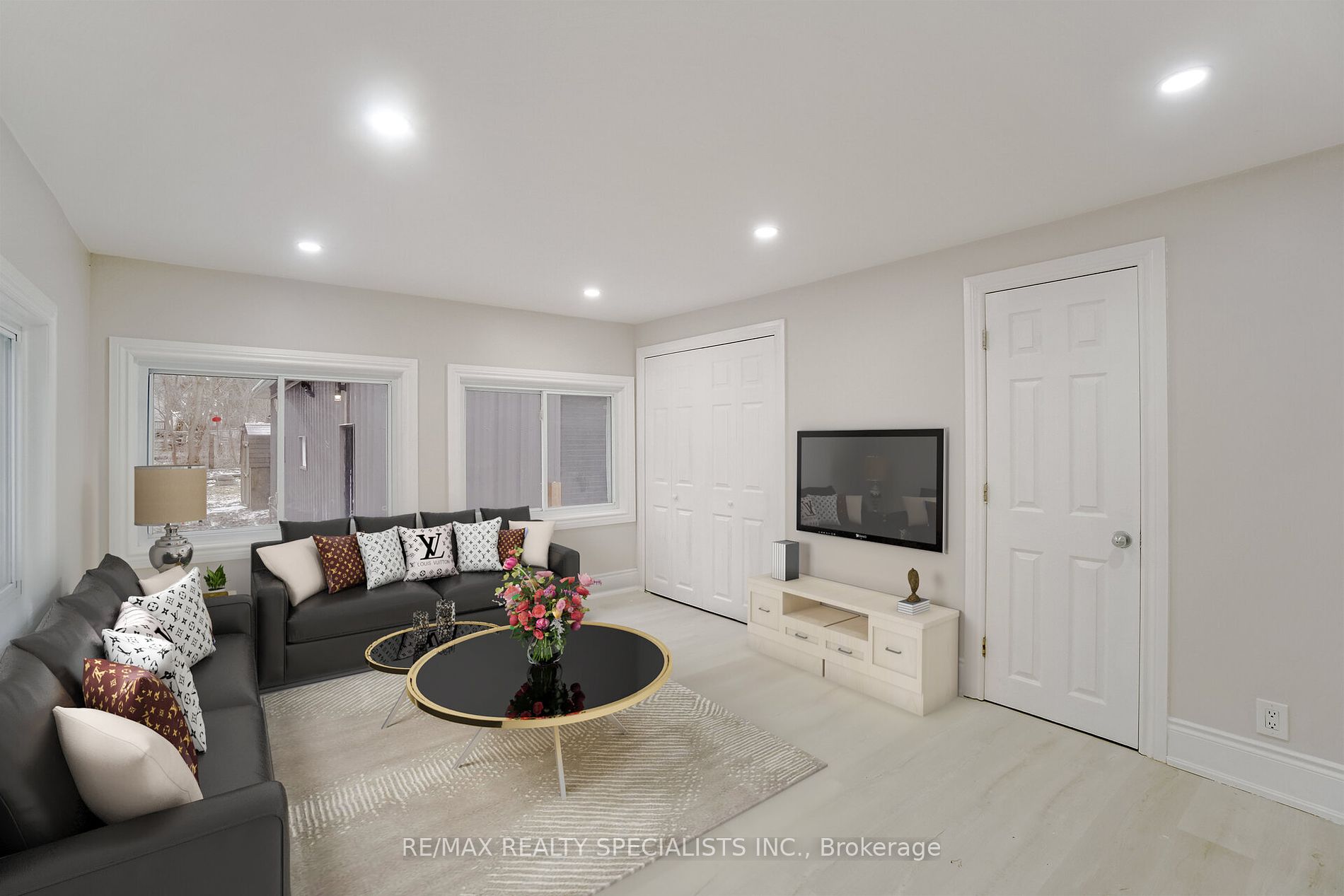 86 Mill St