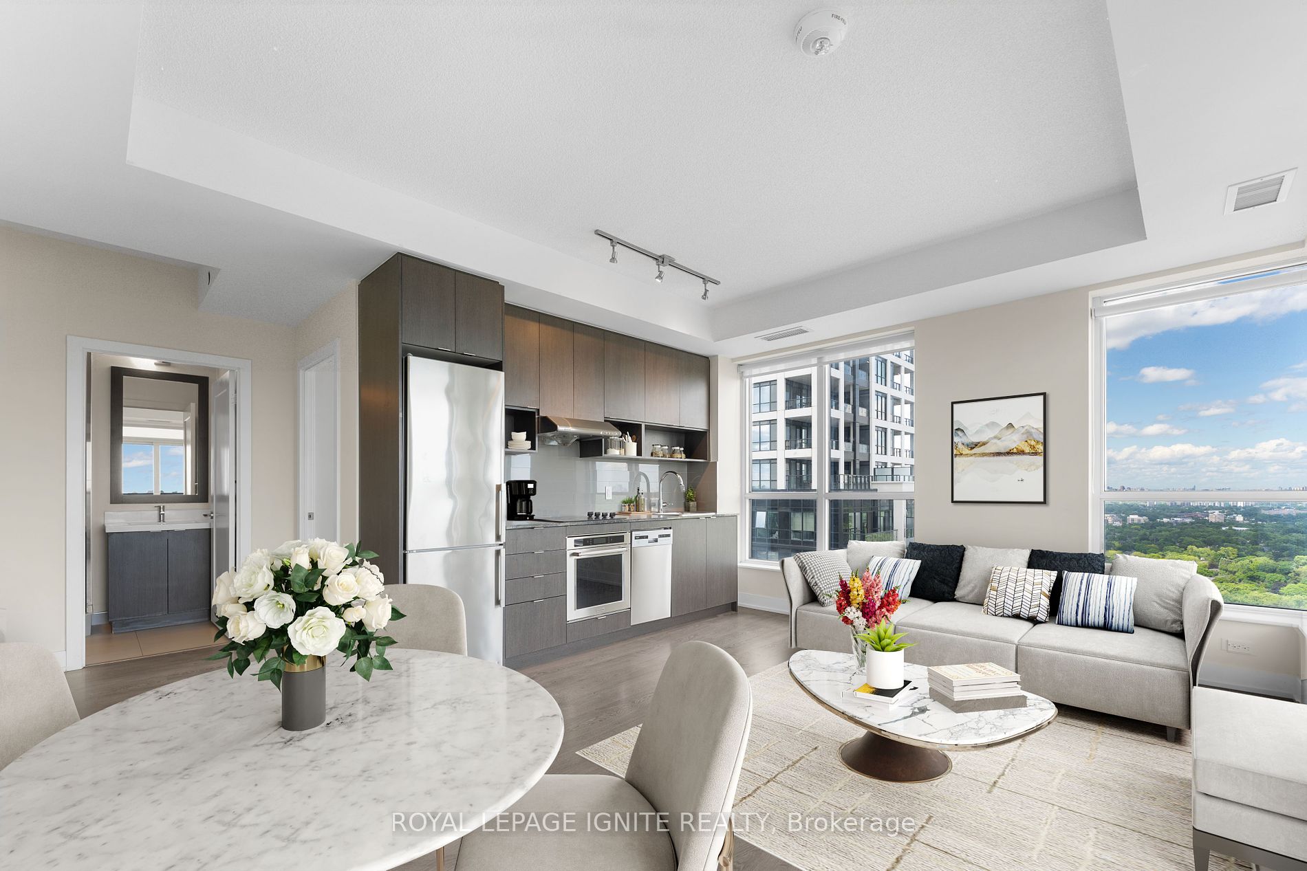 7 Mabelle Ave, #3608