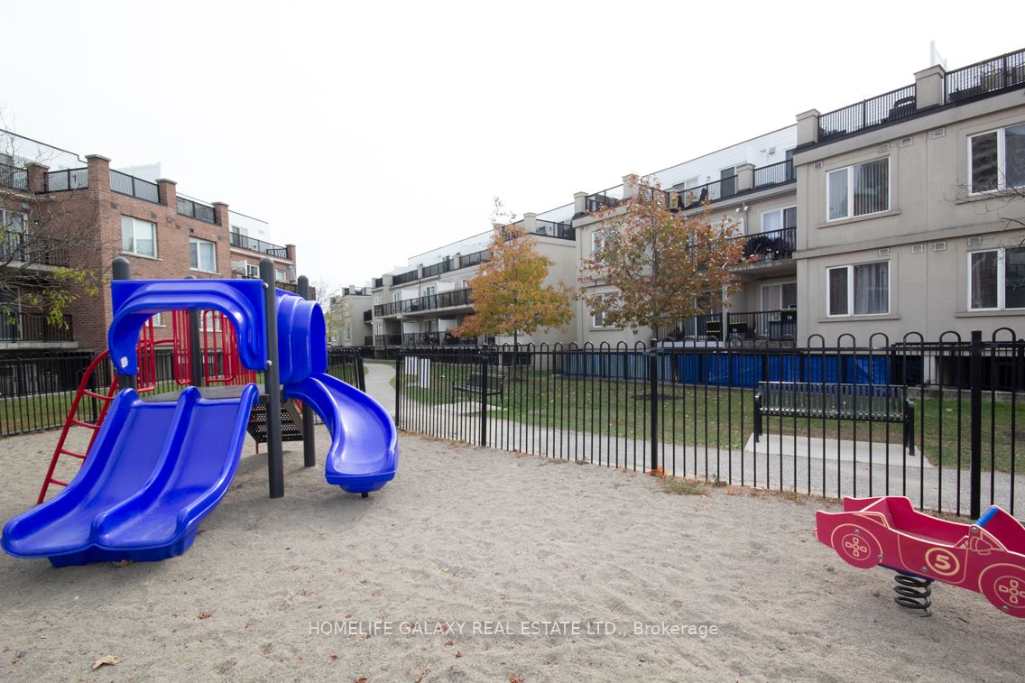 3033 Finch Ave W, #2051