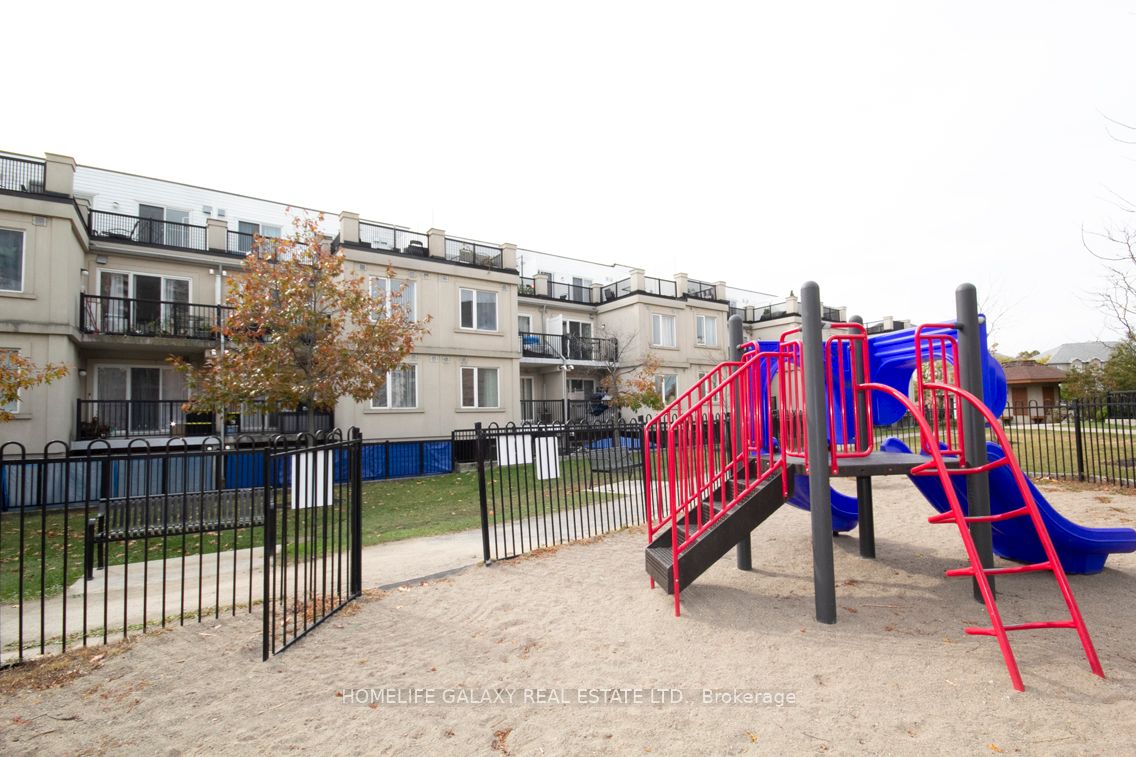 3033 Finch Ave W, #2051