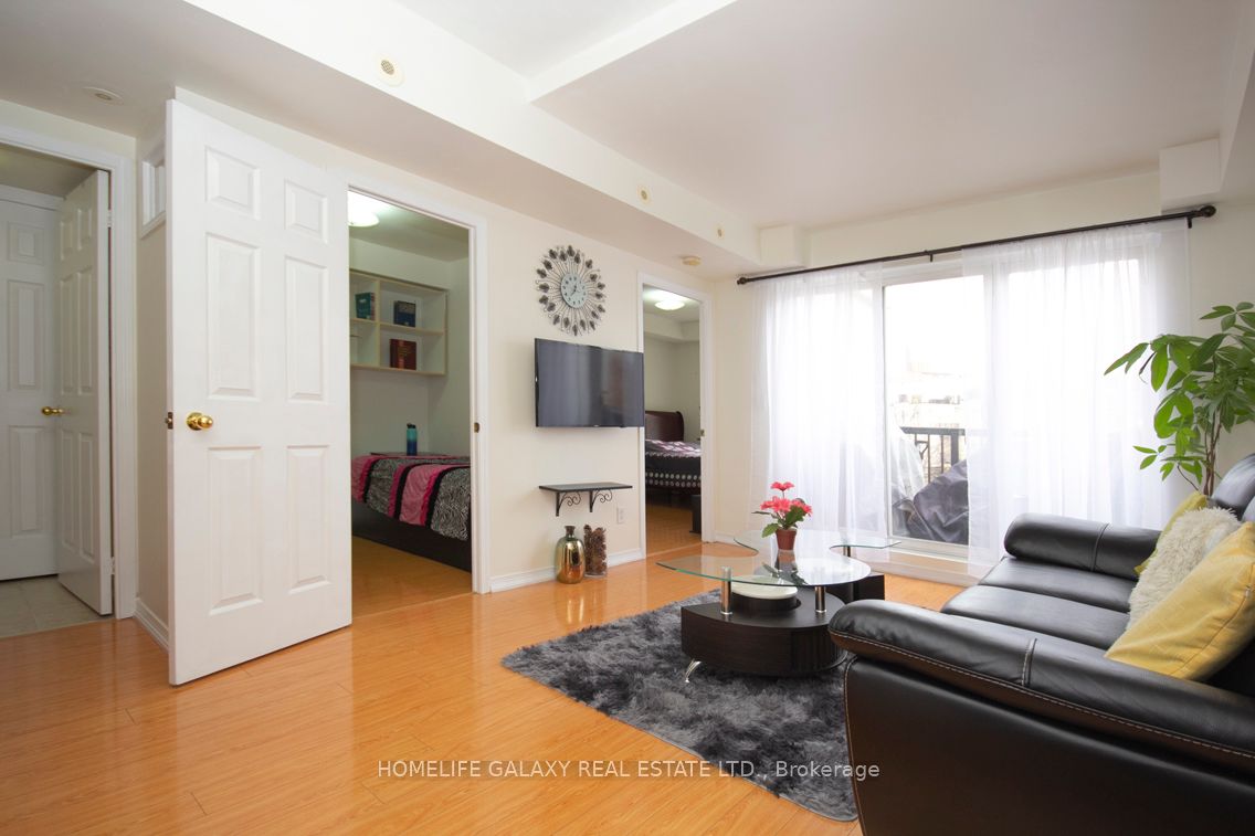 3033 Finch Ave W, #2051