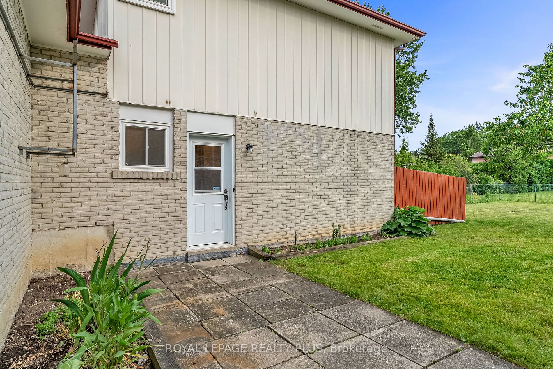 2440 Rosemary Drive
