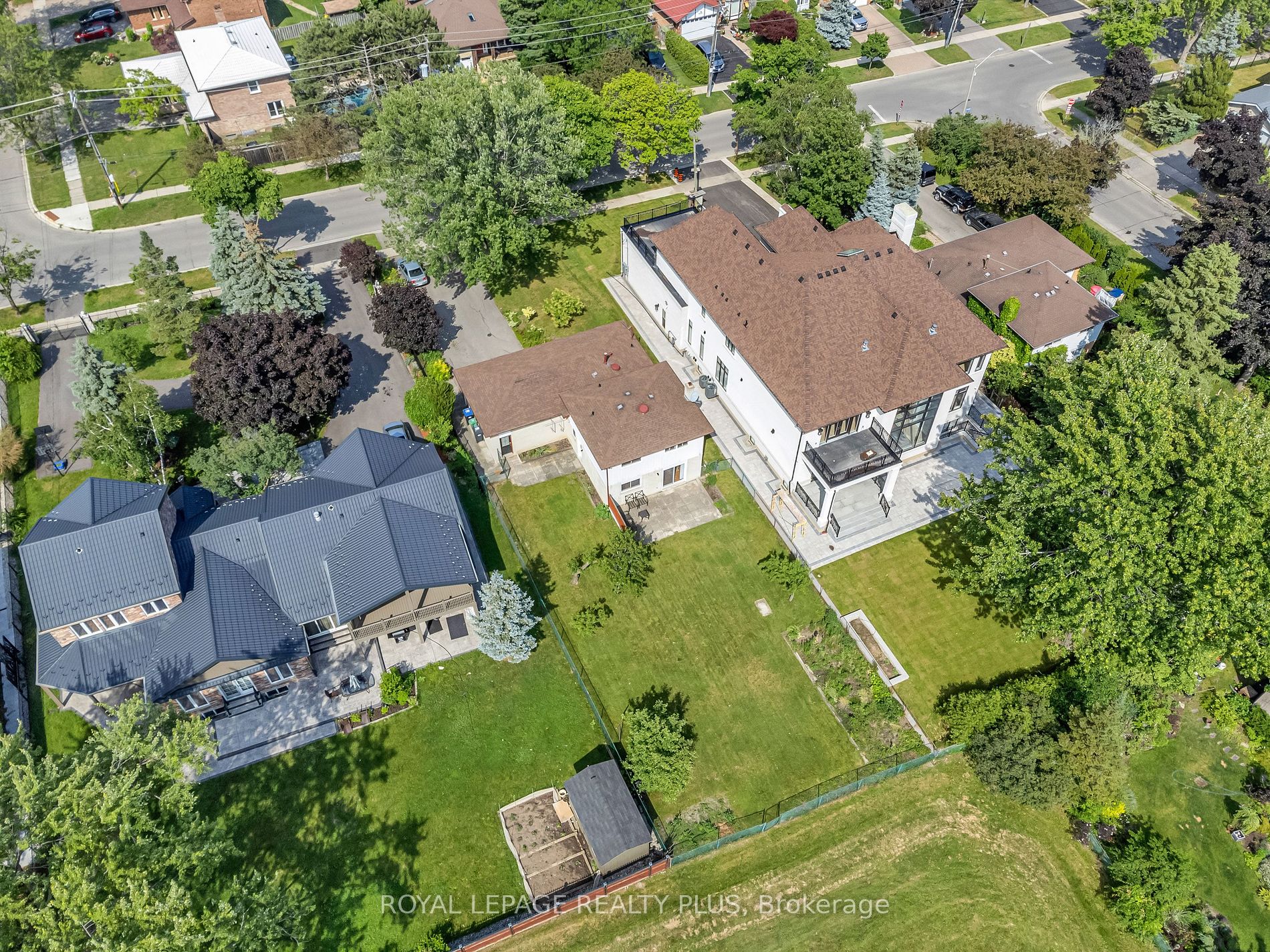 2440 Rosemary Drive