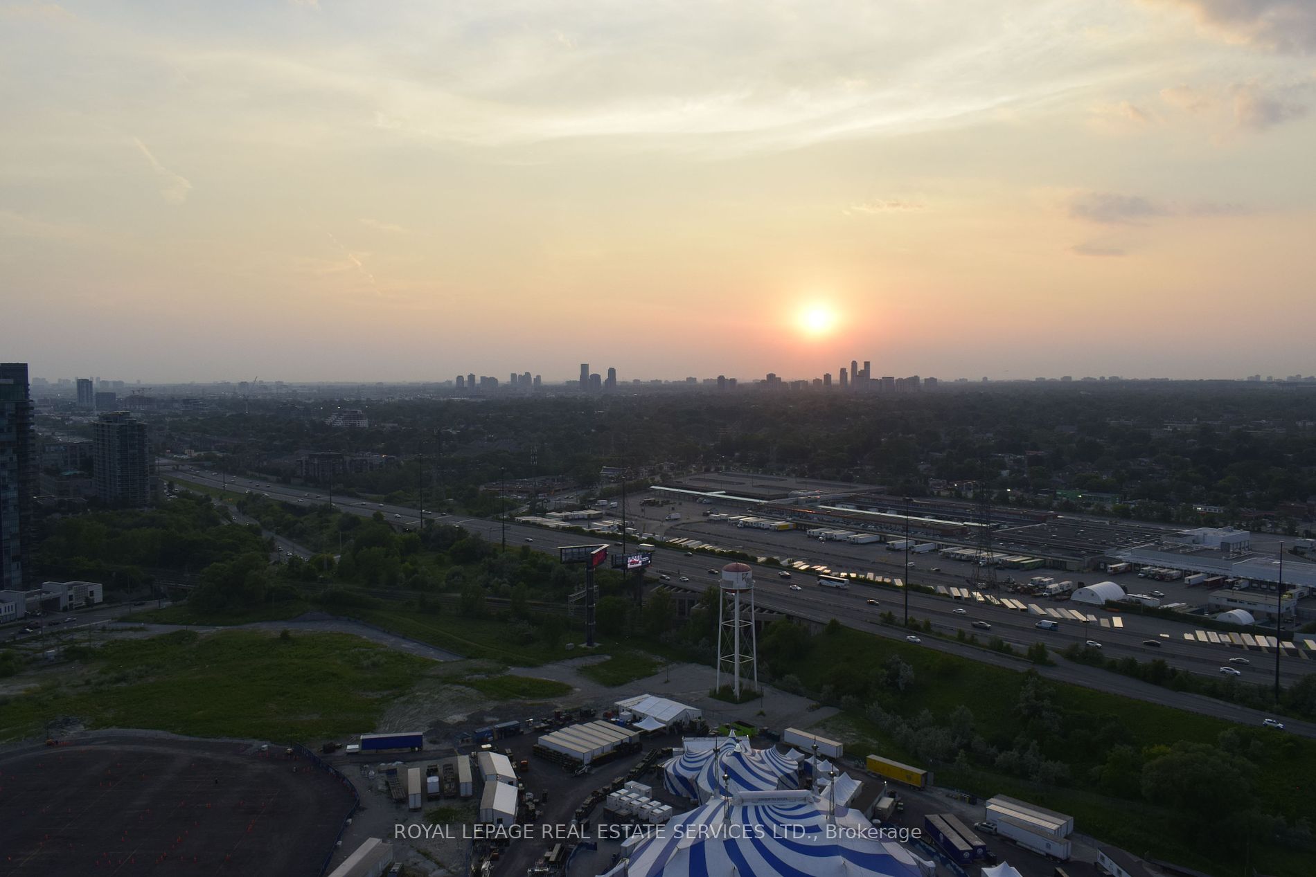 56 Annie Craig Dr, #3105