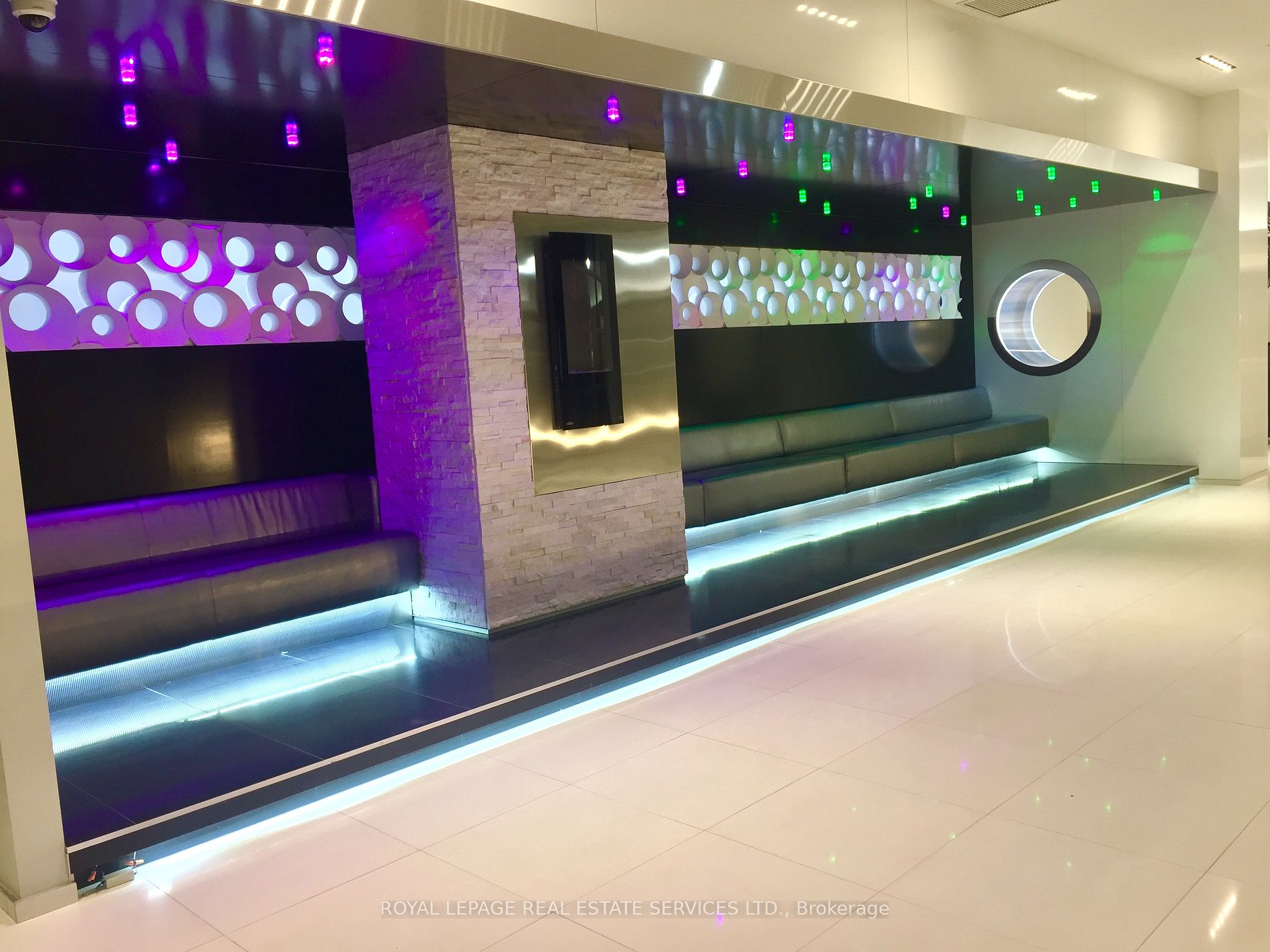 56 Annie Craig Dr, #3105