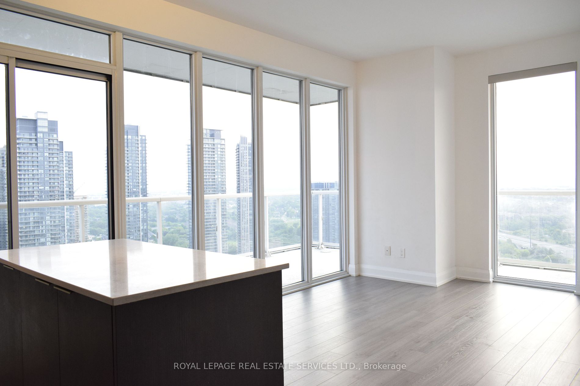 56 Annie Craig Dr, #3105