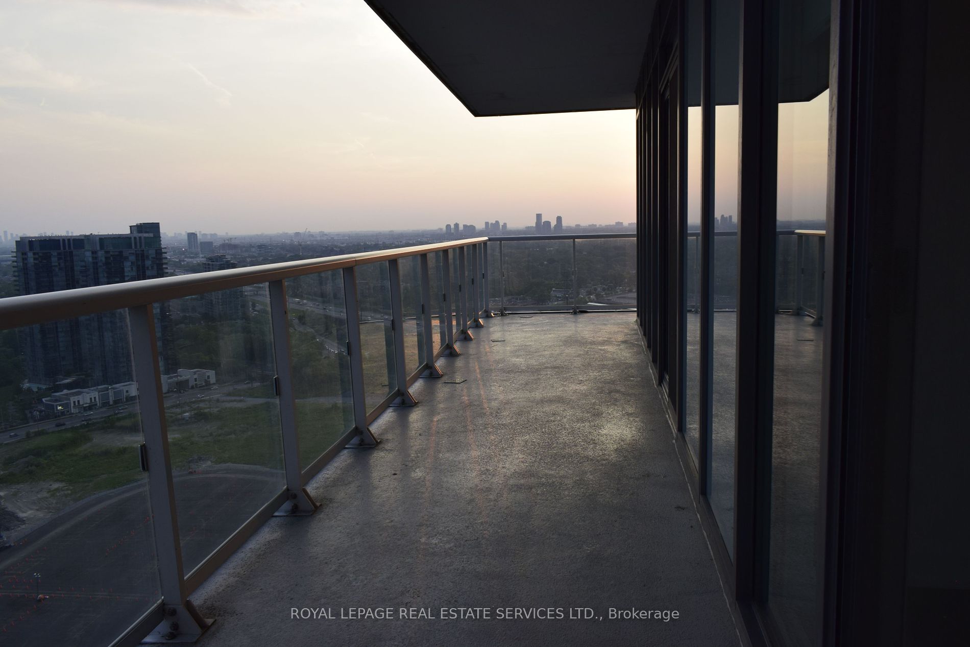 56 Annie Craig Dr, #3105