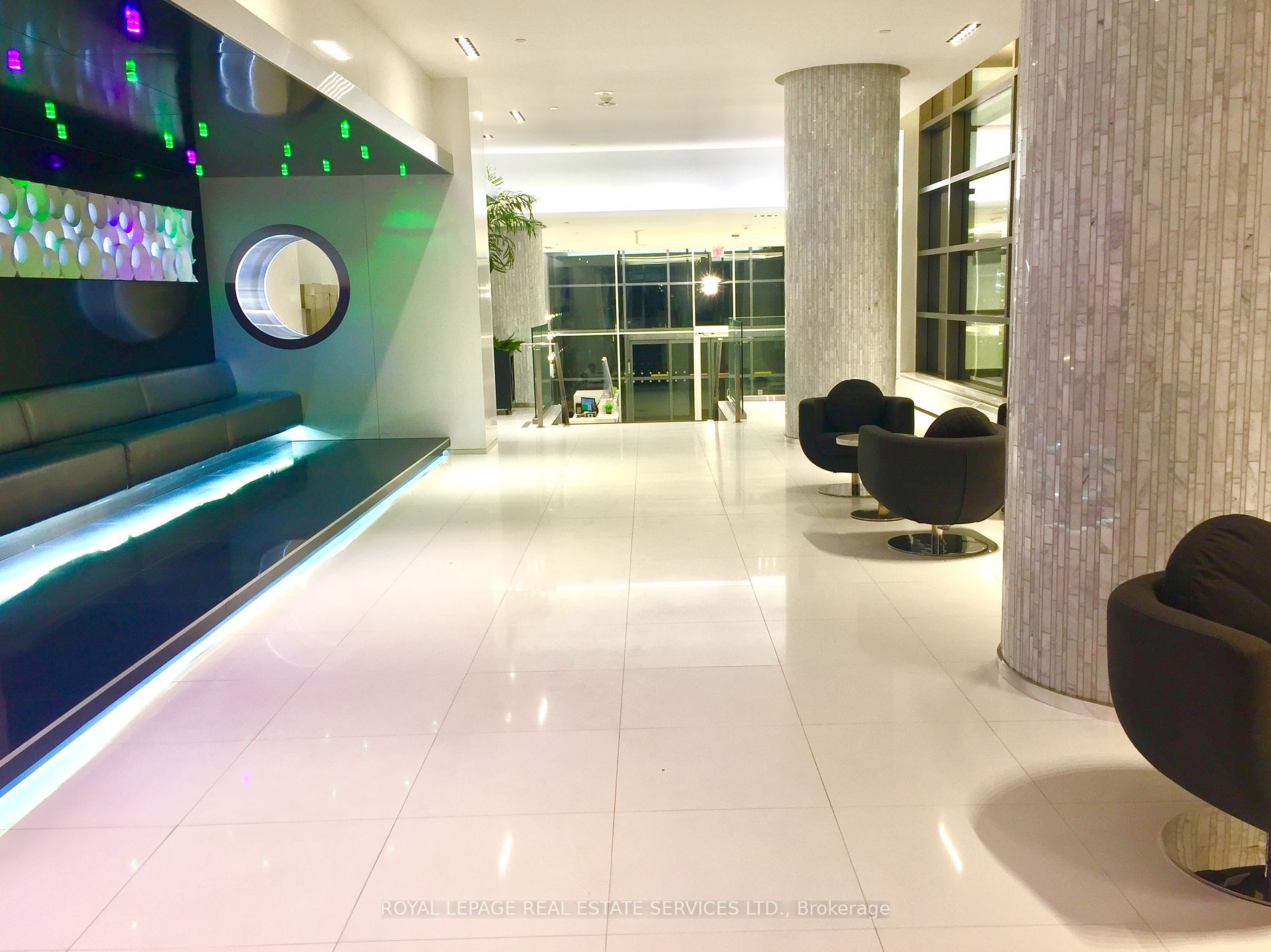 56 Annie Craig Dr, #3105