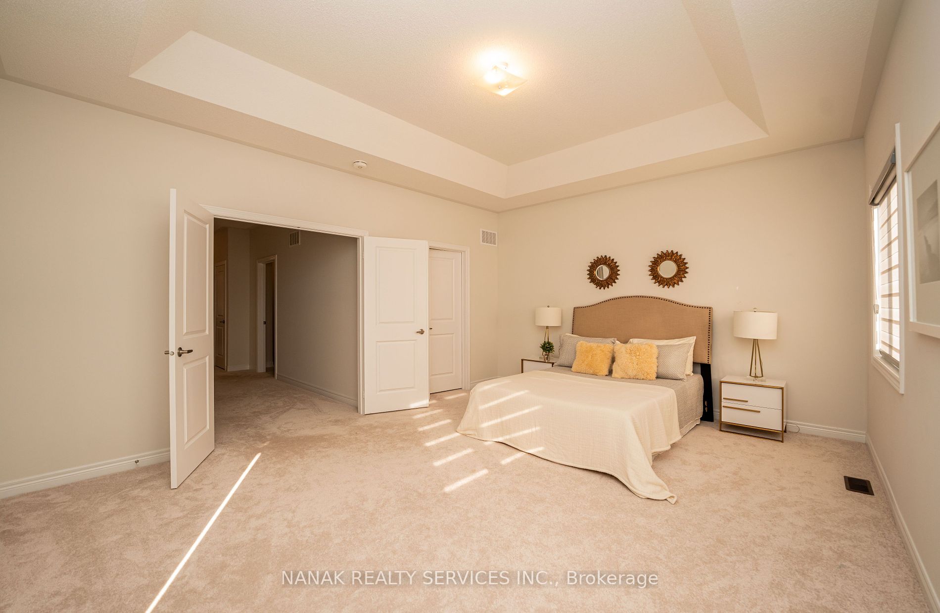 552 Brisdale Dr