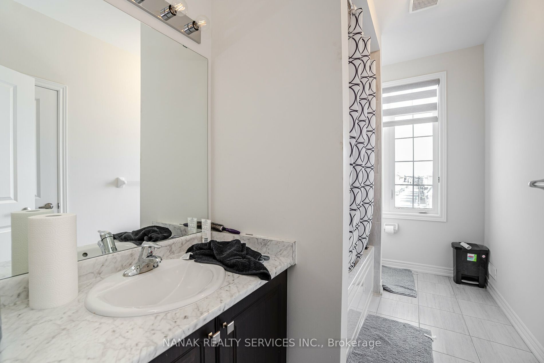 552 Brisdale Dr