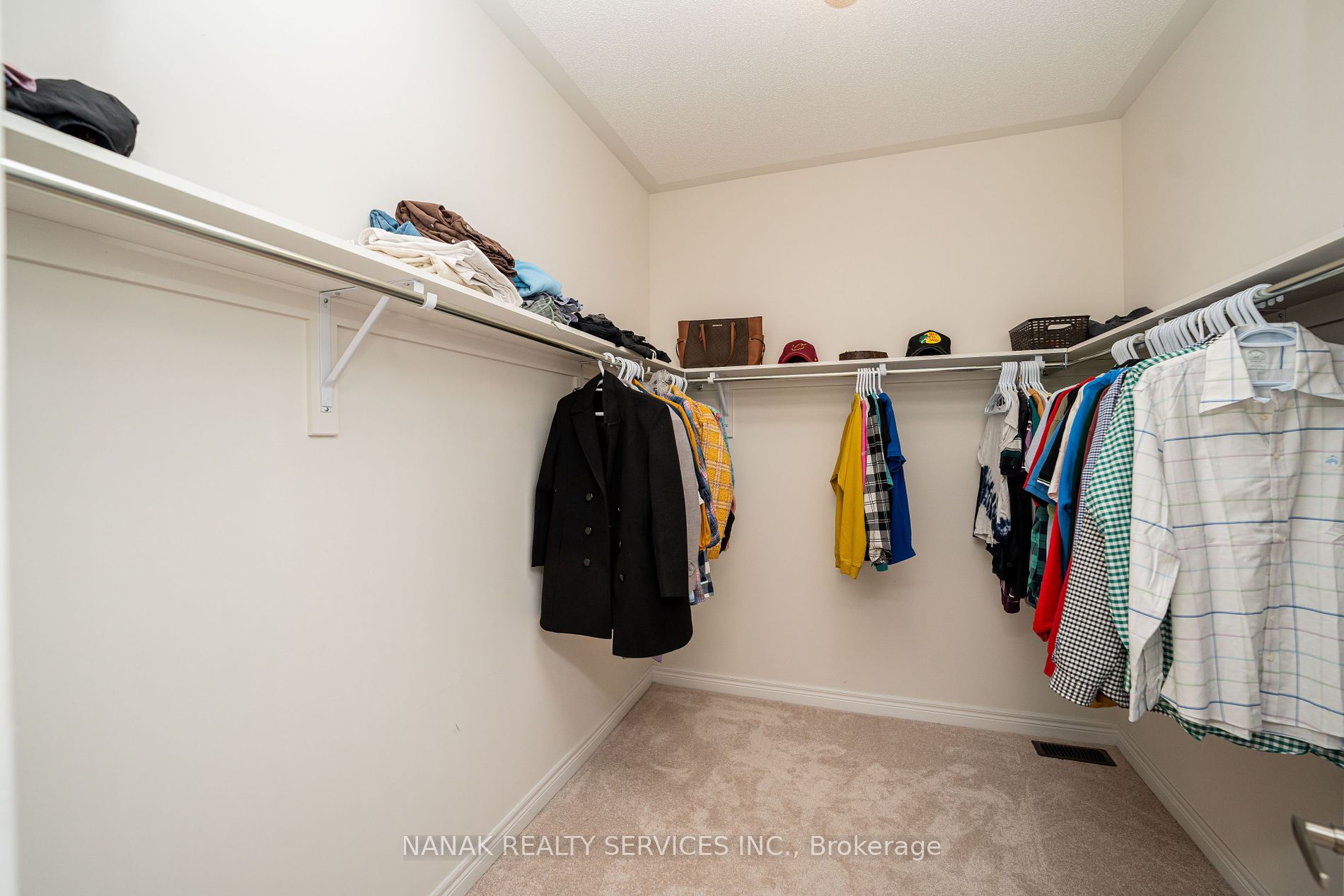 552 Brisdale Dr